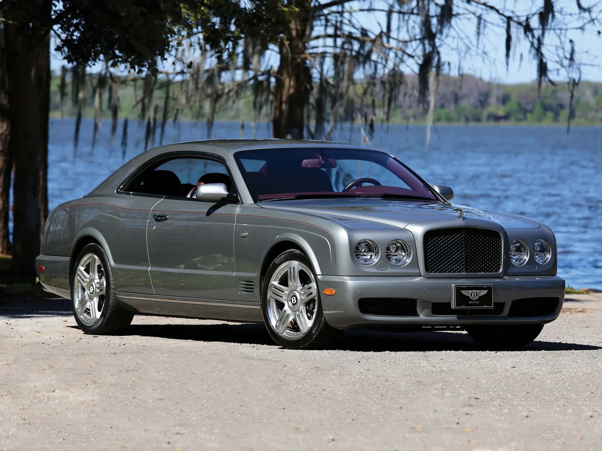 2009 Bentley Brooklands sold for $136,400