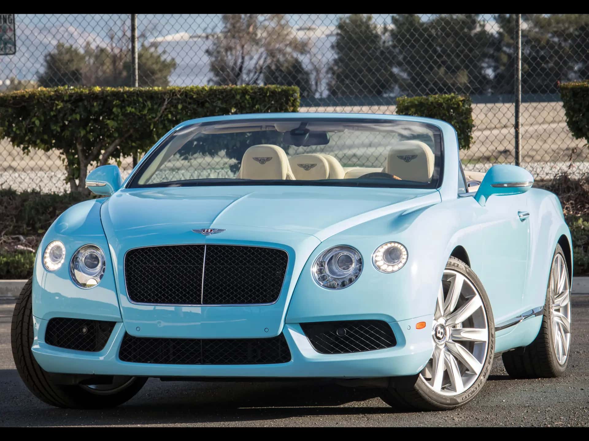 2014 Bentley Continental GTC sold for $132,000
