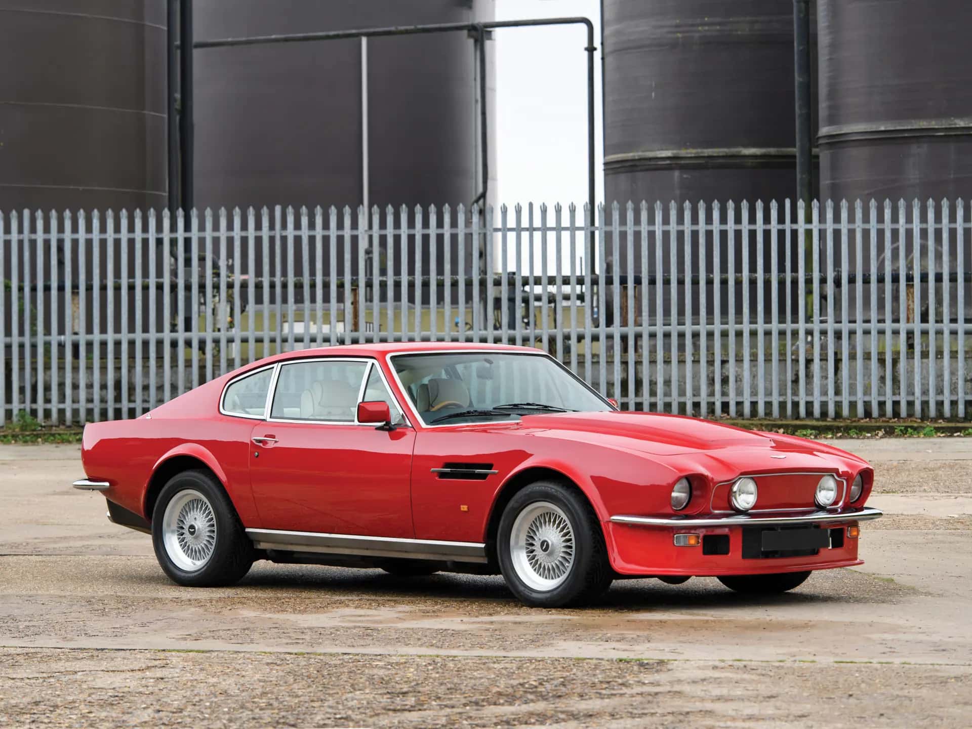 1988 Aston Martin V8 Vantage 'X-Pack' sold for £0