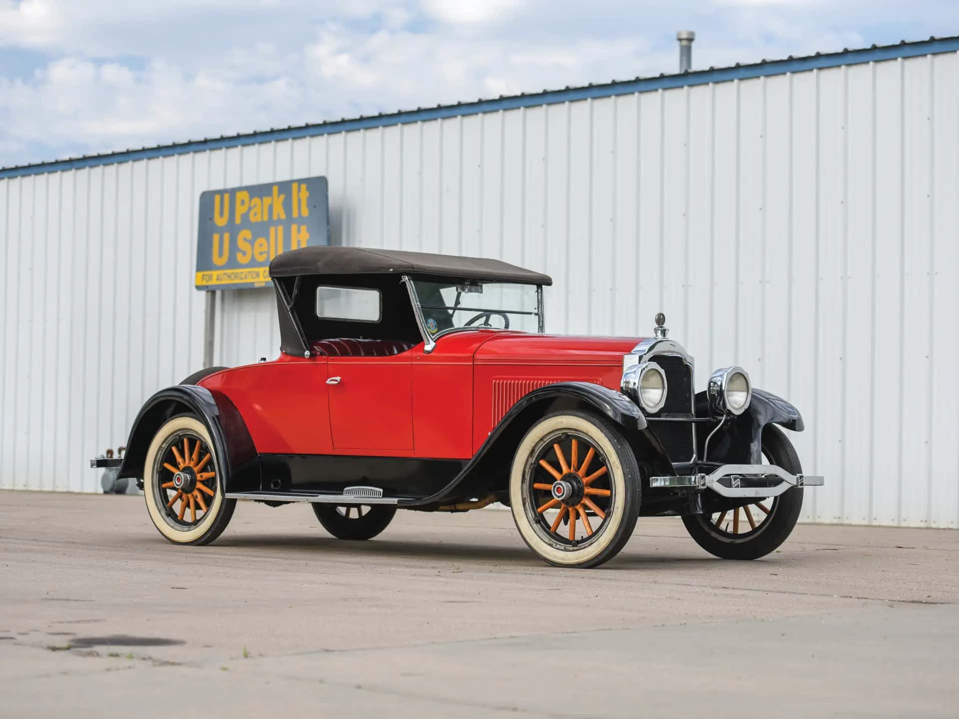 1923 Packard 126 Single Six Runabout sold for $37,400