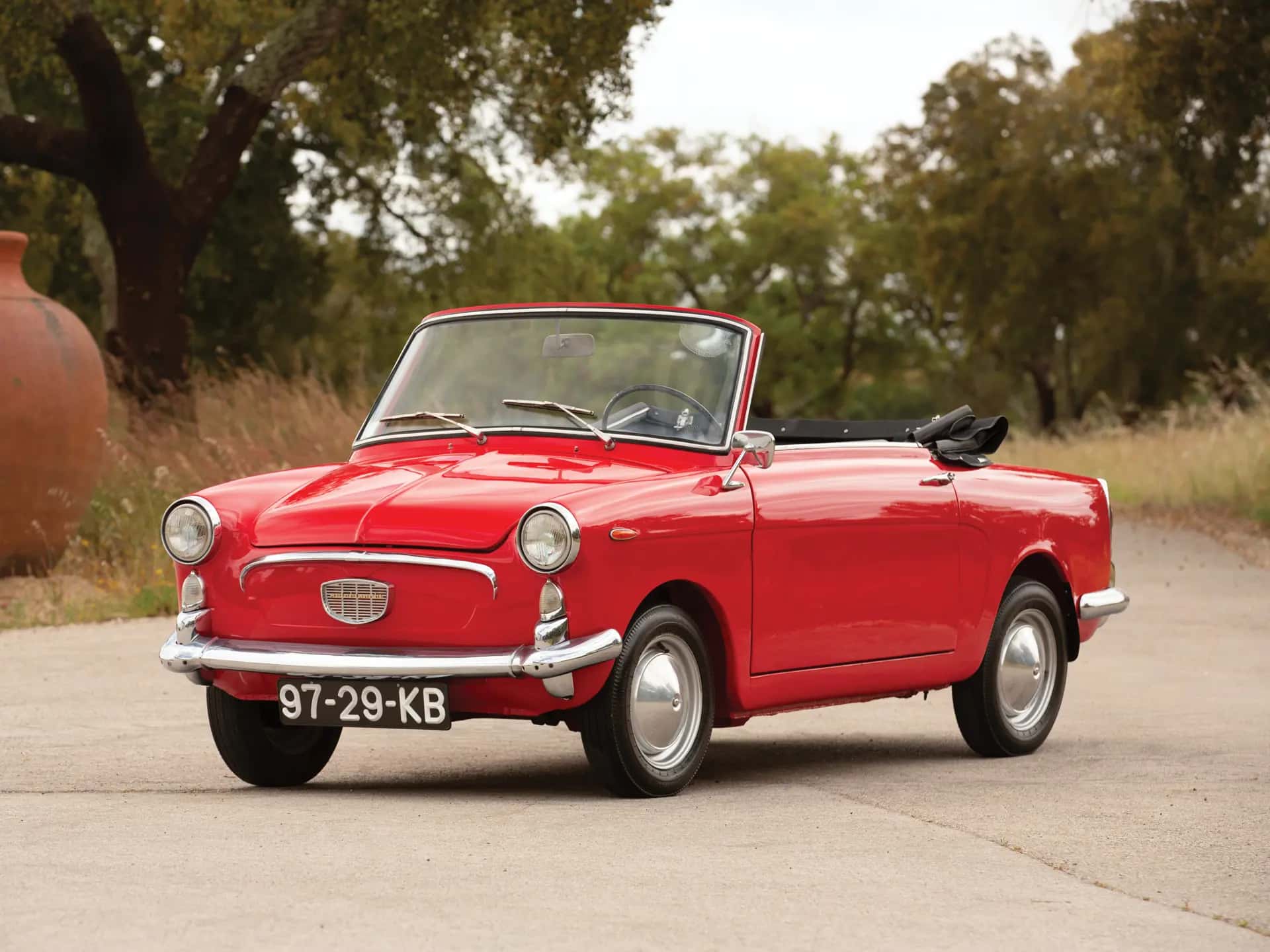1966 Autobianchi Bianchina 'Eden Roc' Cabriolet sold for €23,000