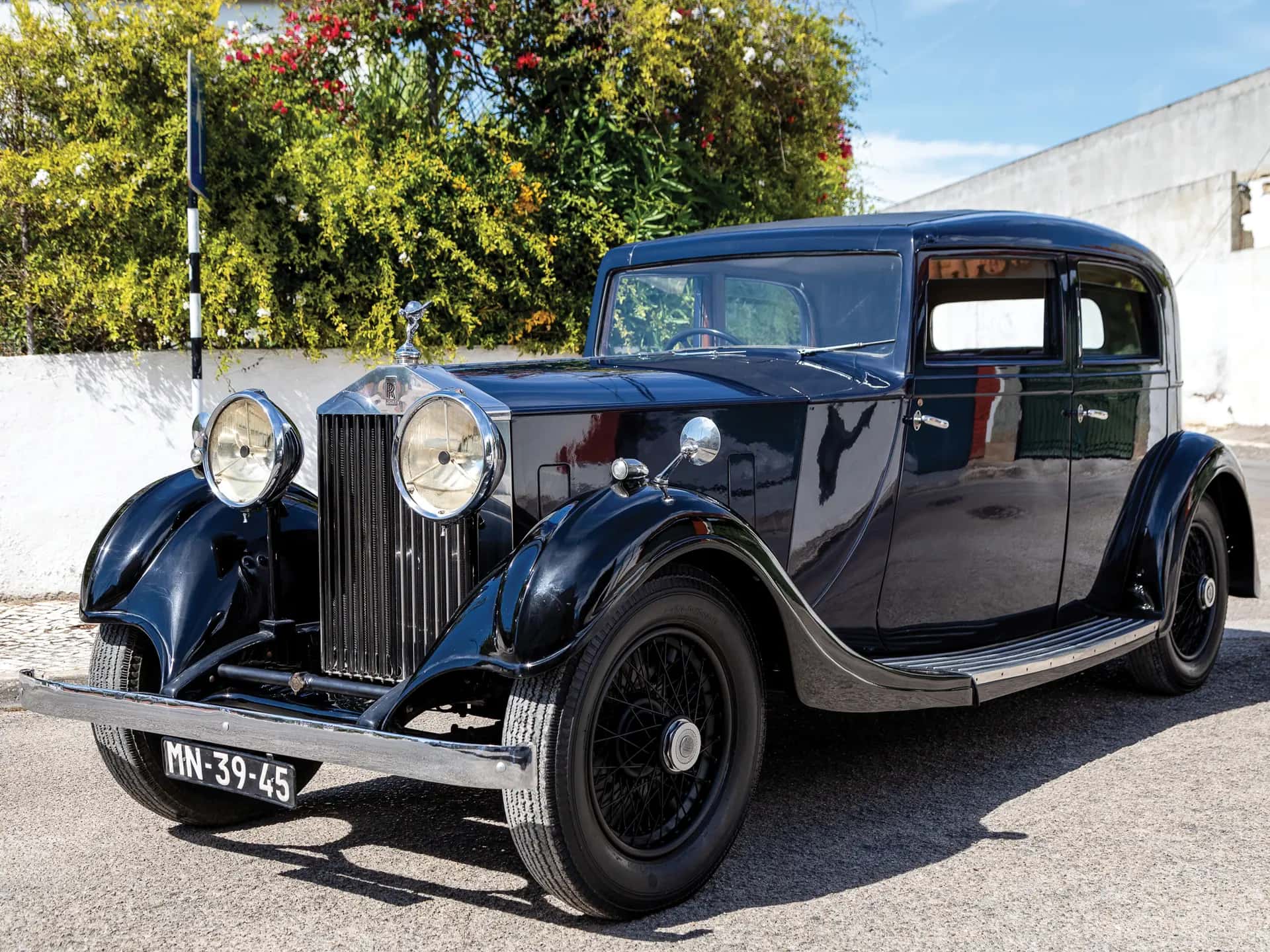 1934 Rolls-Royce 20/25 HP Saloon sold for €36,800
