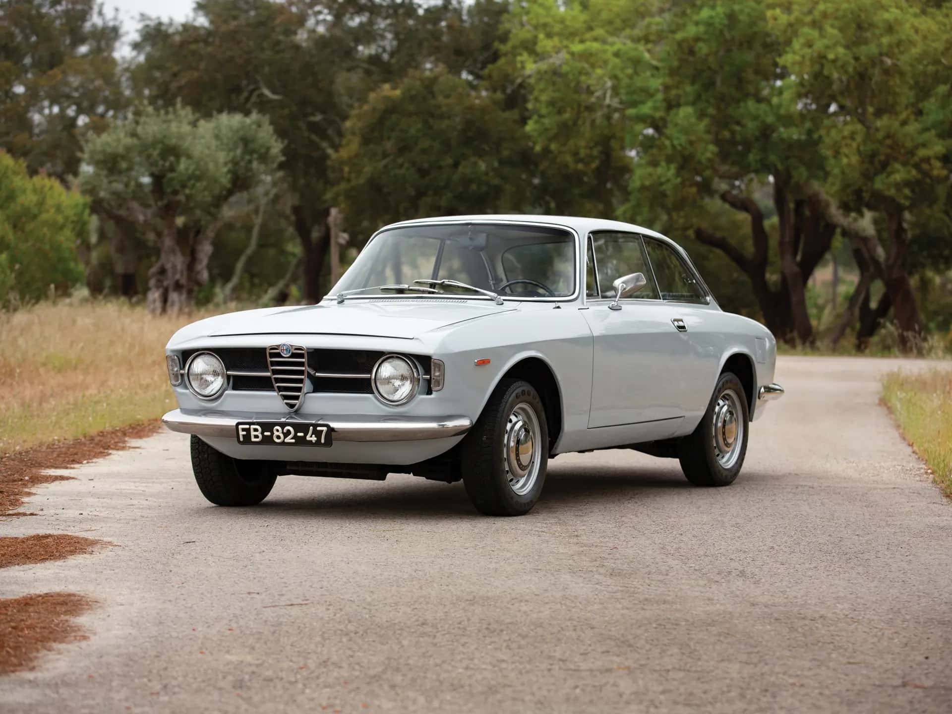 1970 Alfa Romeo Giulia GT 1300 Junior sold for €34,500
