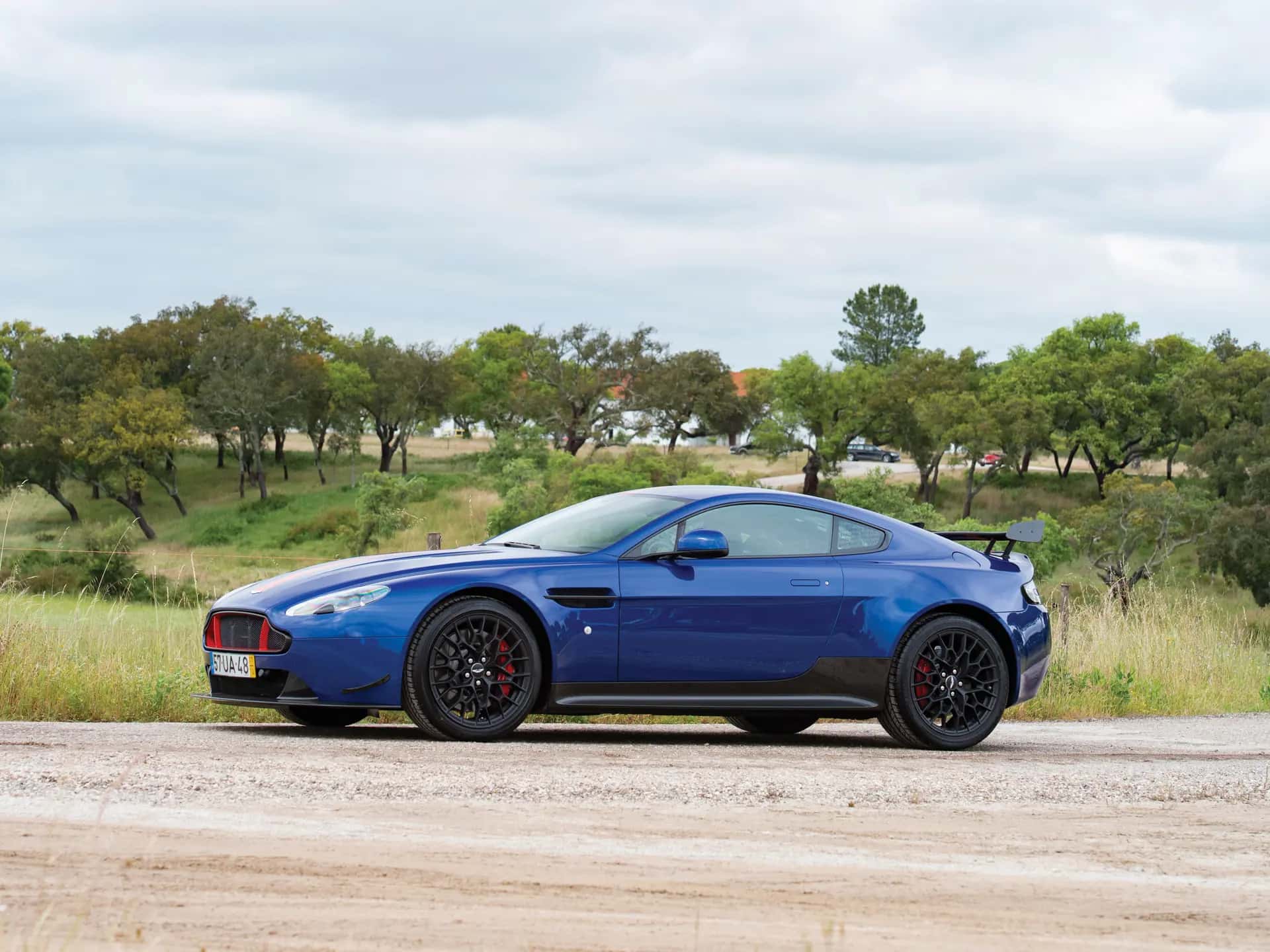 2017 Aston Martin V8 Vantage AMR sold for €138,000