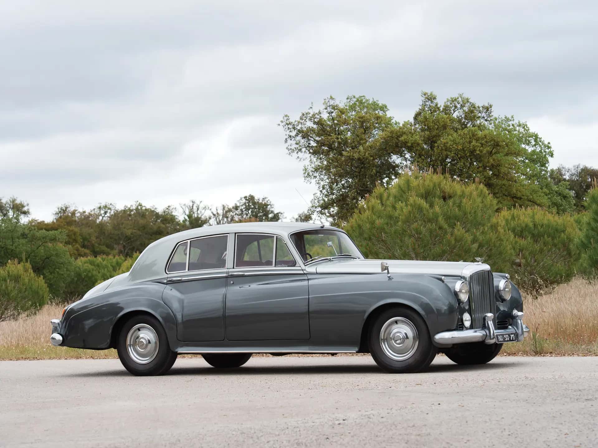 1957 Bentley S1 Saloon sold for €39,100