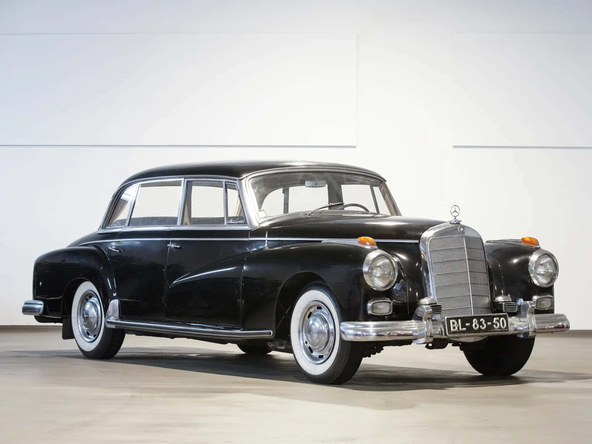1962 Mercedes-Benz 300 d 'Adenauer' sold for €46,000