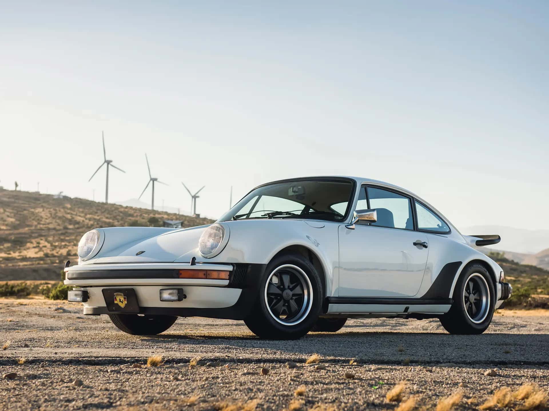 1975 Porsche 911 Turbo Carrera sold for $285,500