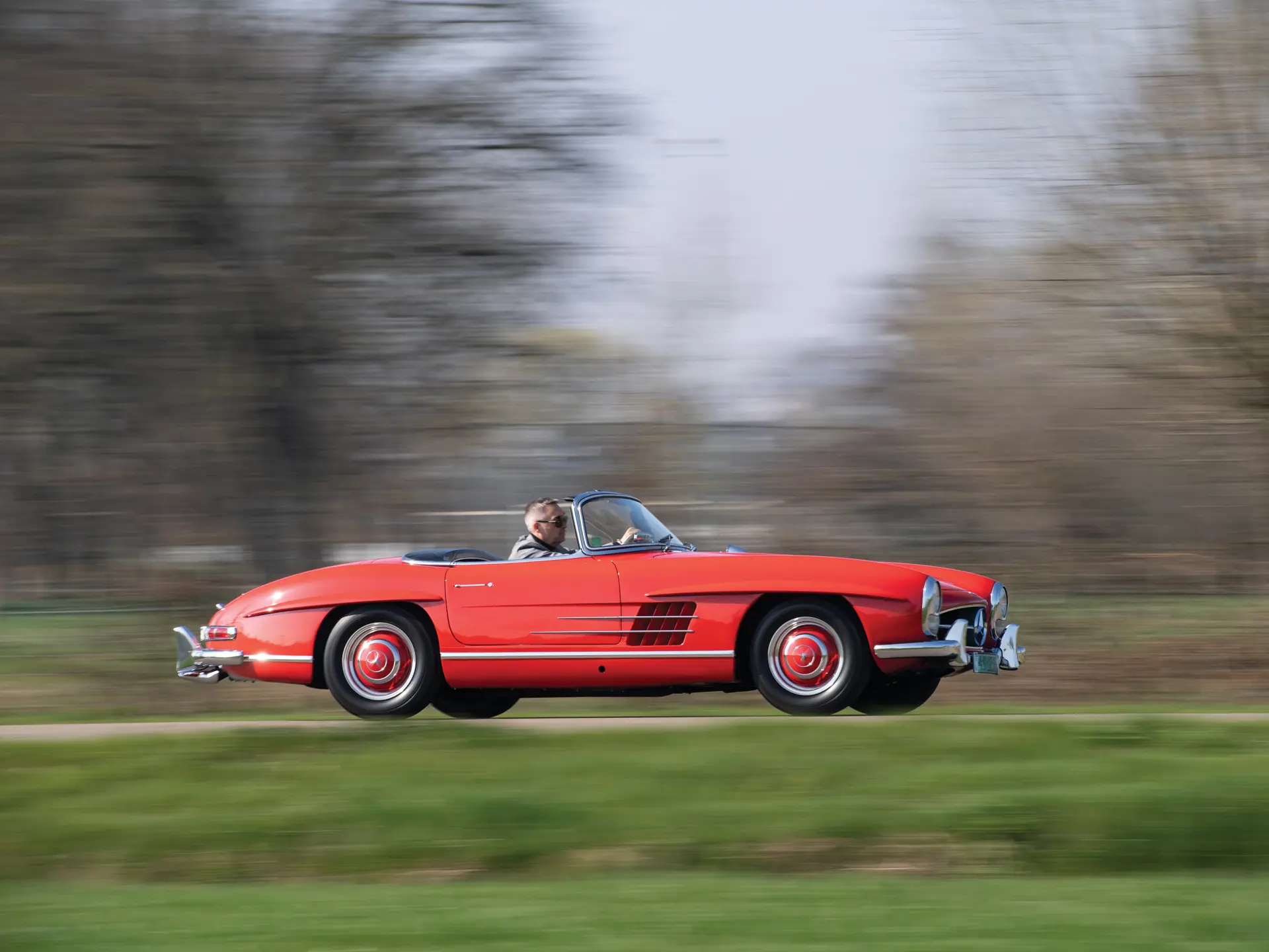 1963 Mercedes-Benz 300 SL Roadster sold for €0
