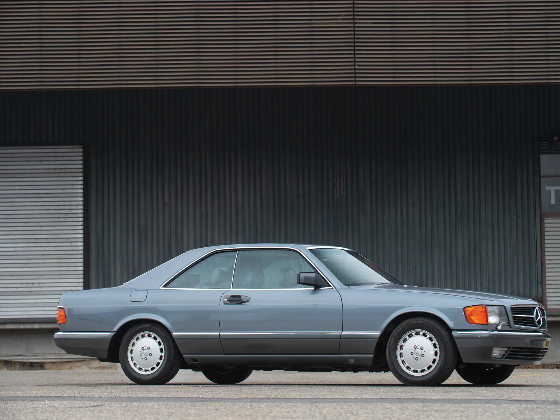 1991 Mercedes-Benz 560 SEC sold for €39,100