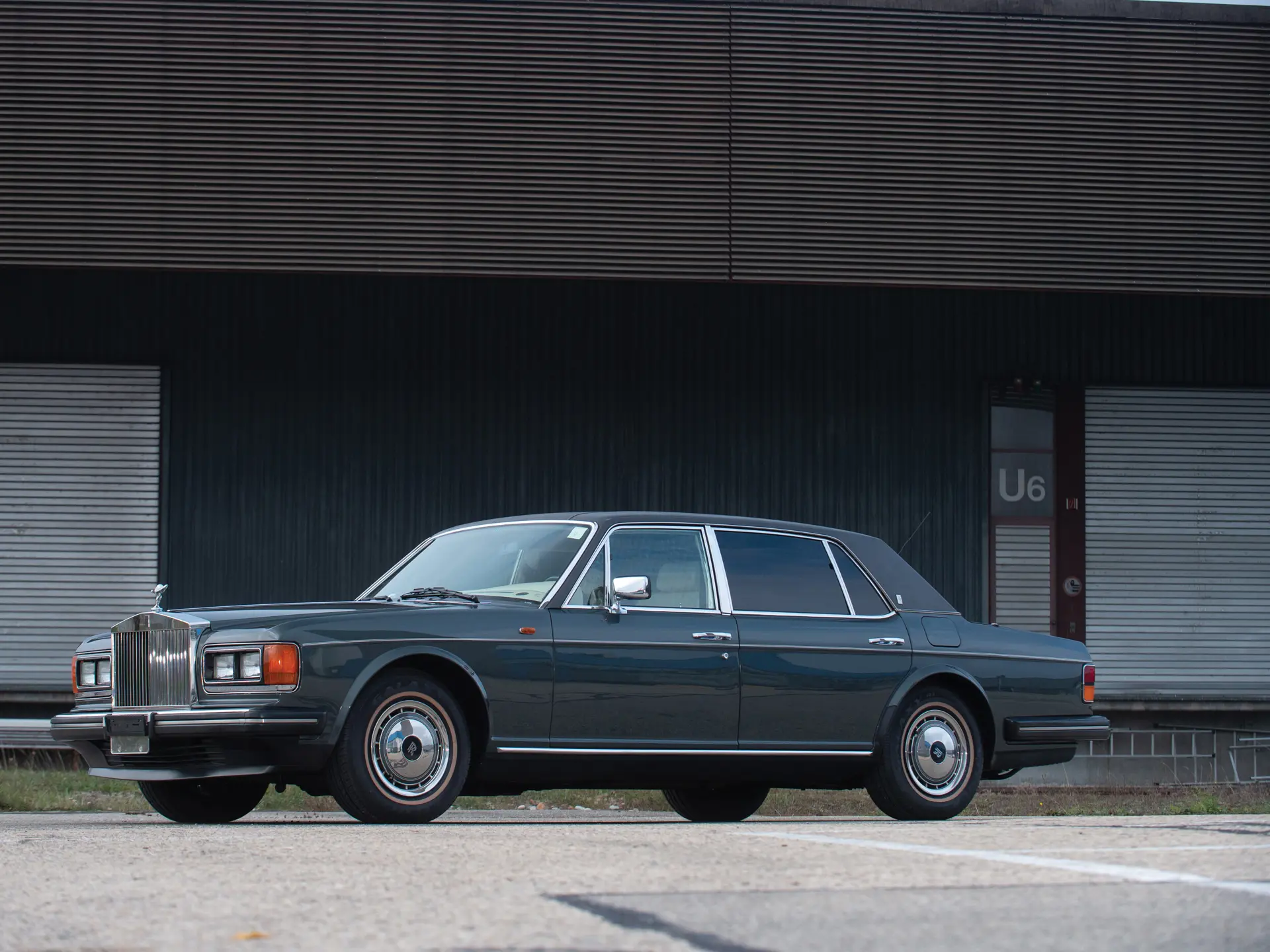 1990 Rolls-Royce Silver Spur II sold for €17,825