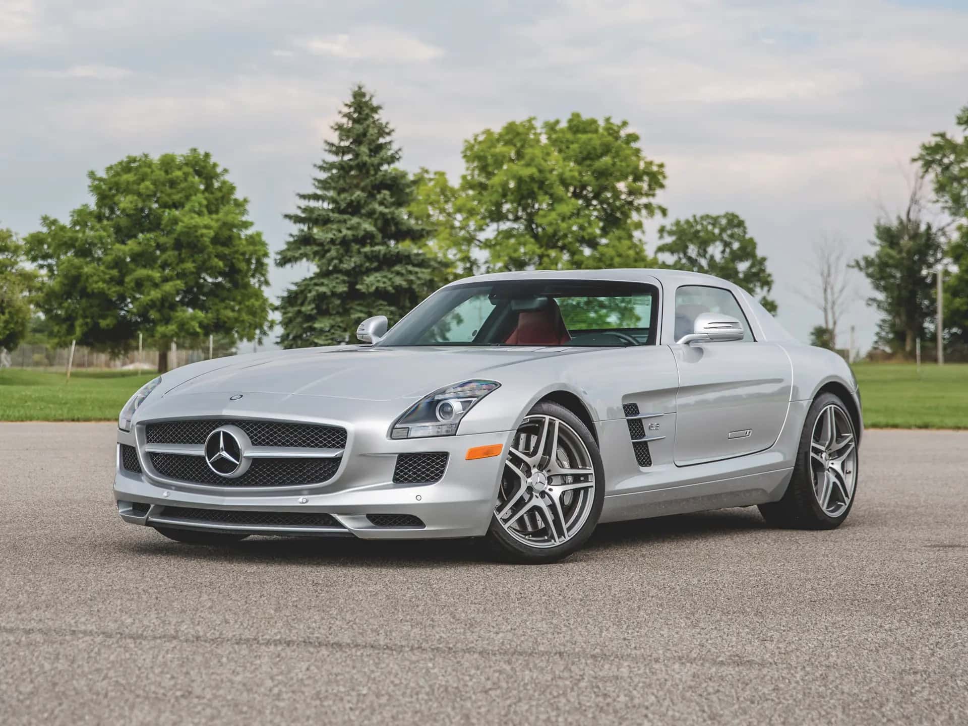 2011 Mercedes-Benz SLS AMG Coupe sold for $174,900
