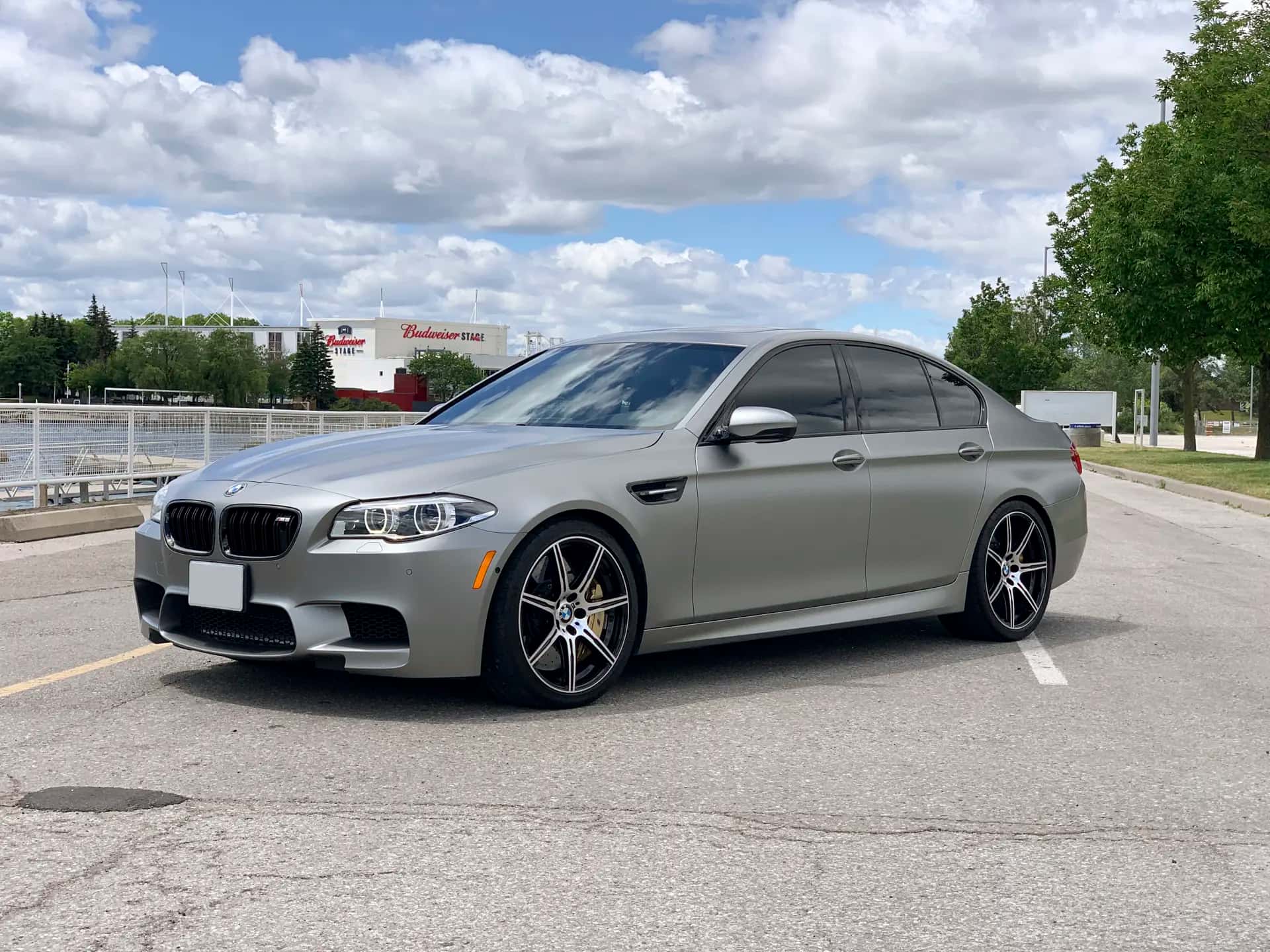 2015 BMW M5 30 Jahre Edition sold for $0