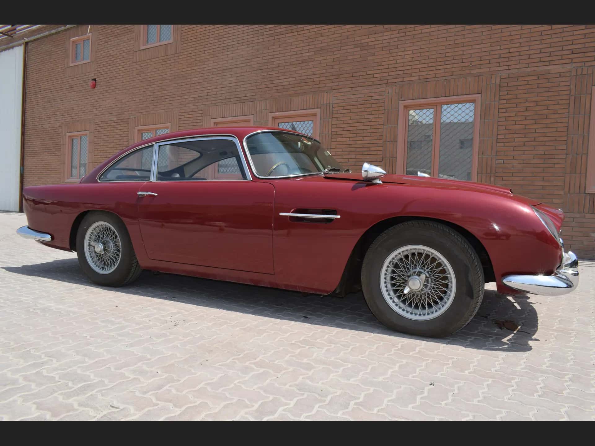 1963 Aston Martin DB4 Series V Vantage sold for $0