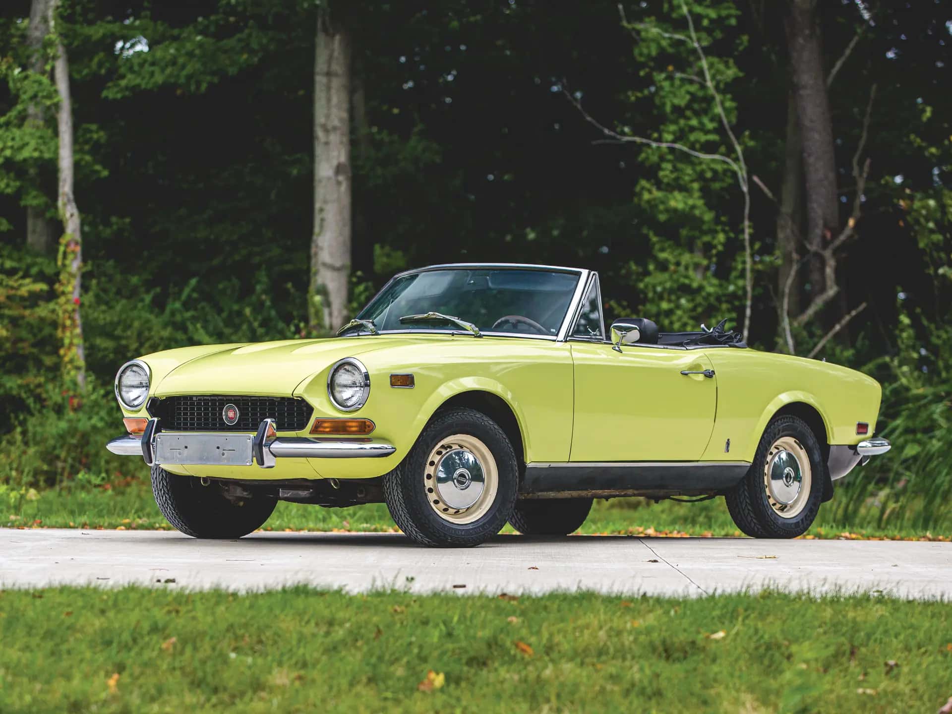 1973 Fiat 124 Sport Spider sold for $21,280