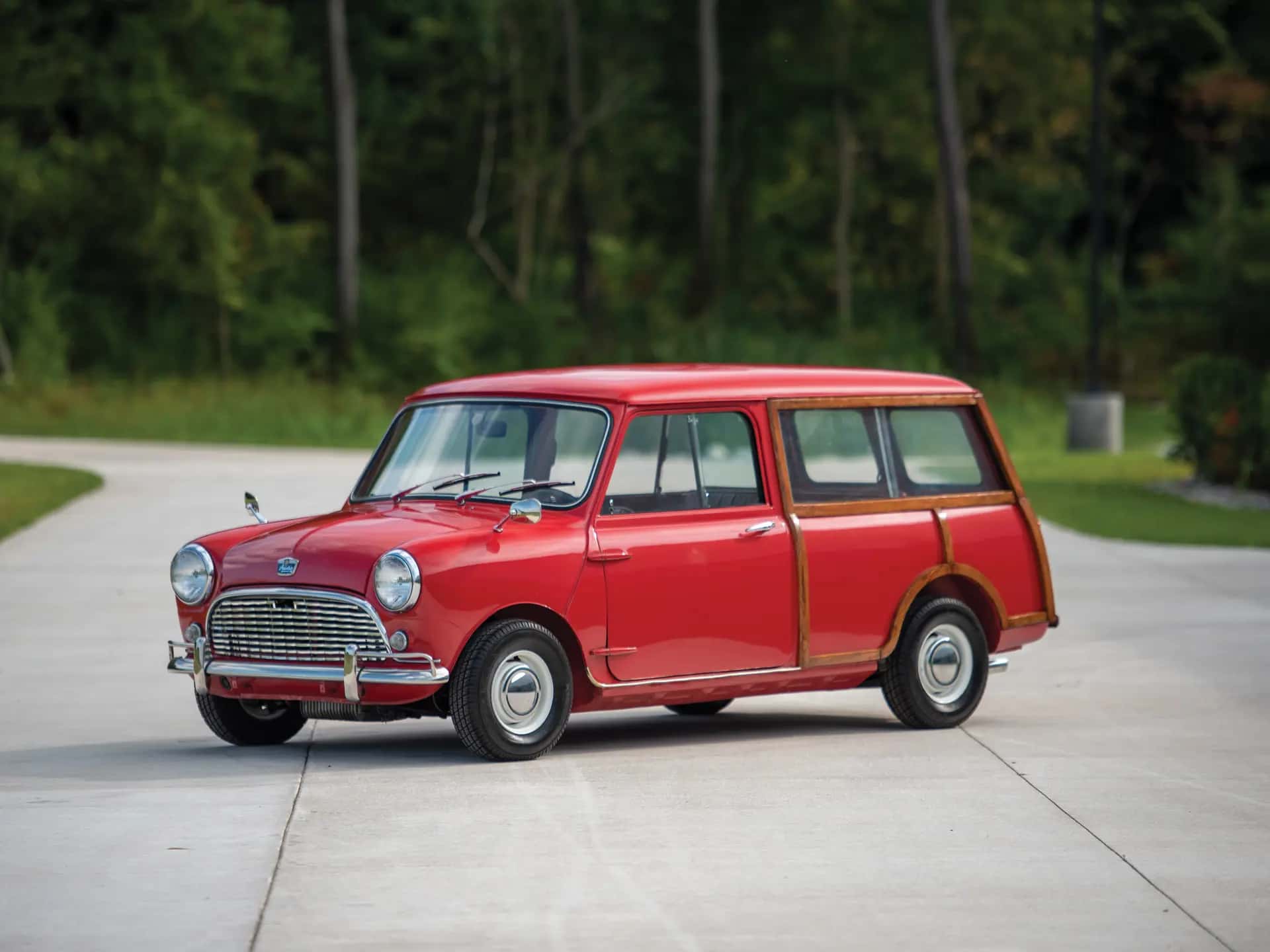 1964 Austin Mini Countryman sold for $25,200