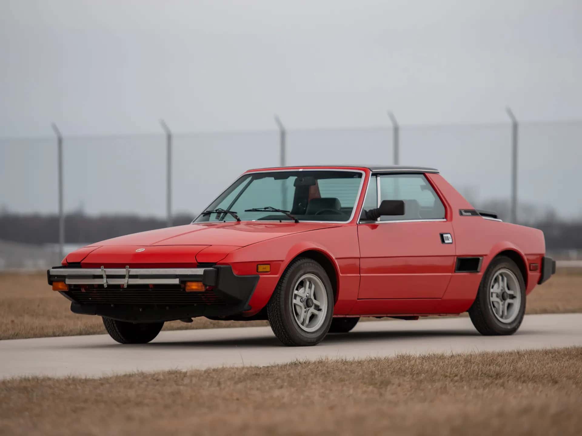 1981 Fiat X1/9 sold for $16,800
