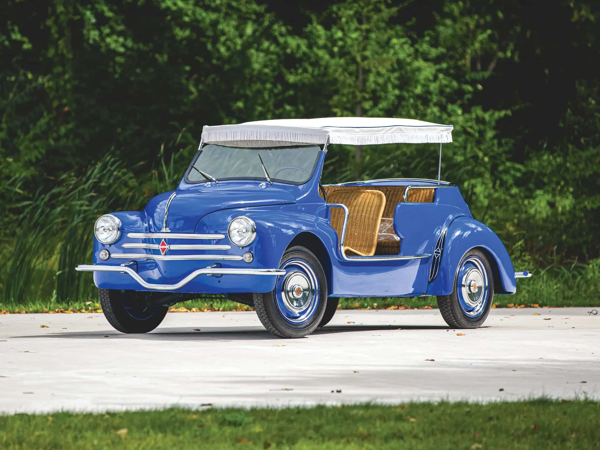 1961 Renault 4CV Jolly sold for $95,200