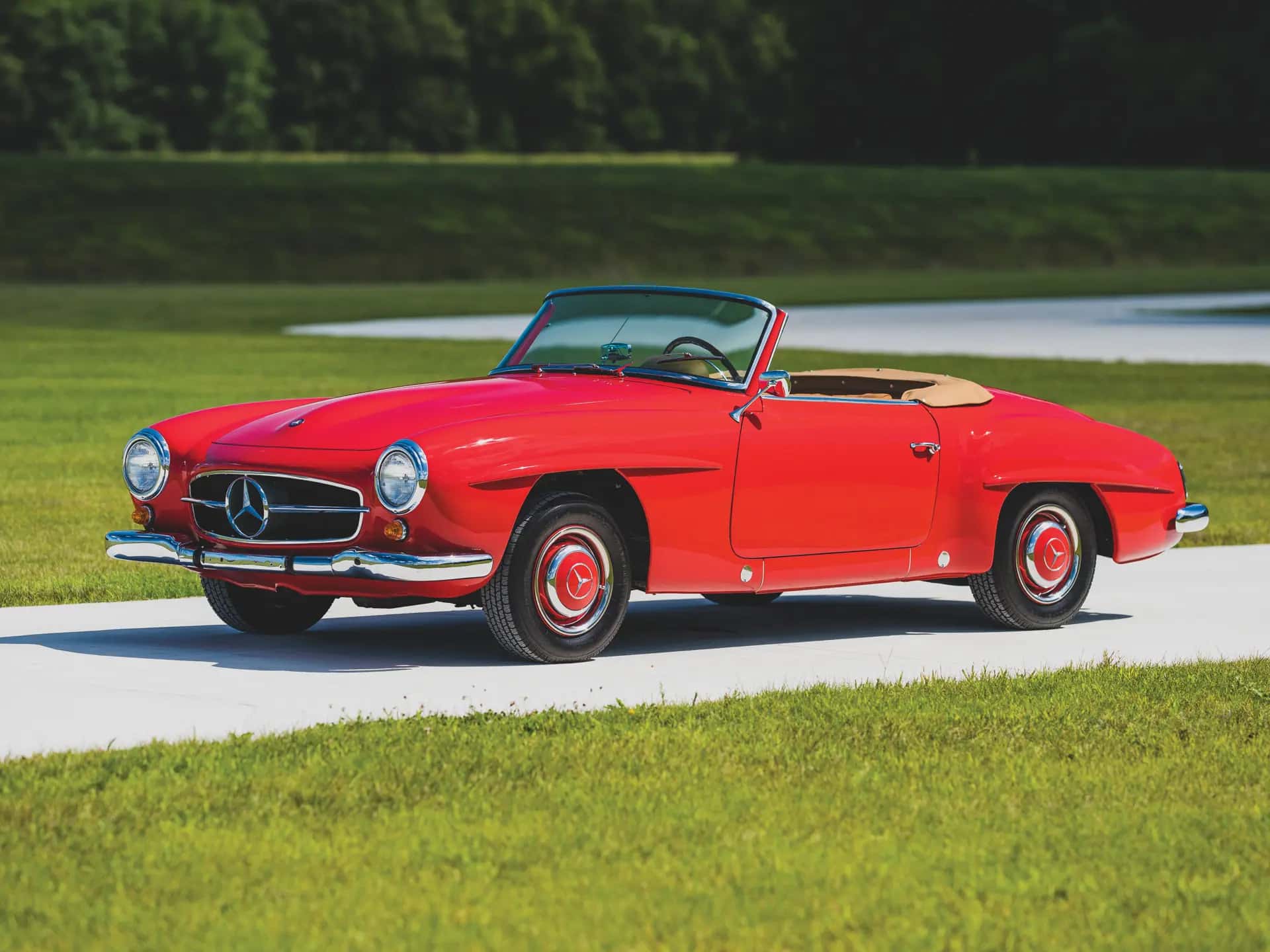 1955 Mercedes-Benz 190 SL sold for $117,600