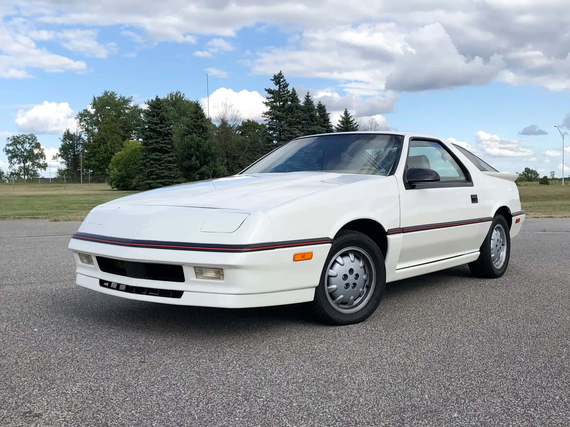 1987 Dodge Daytona Shelby Z sold for $7,700