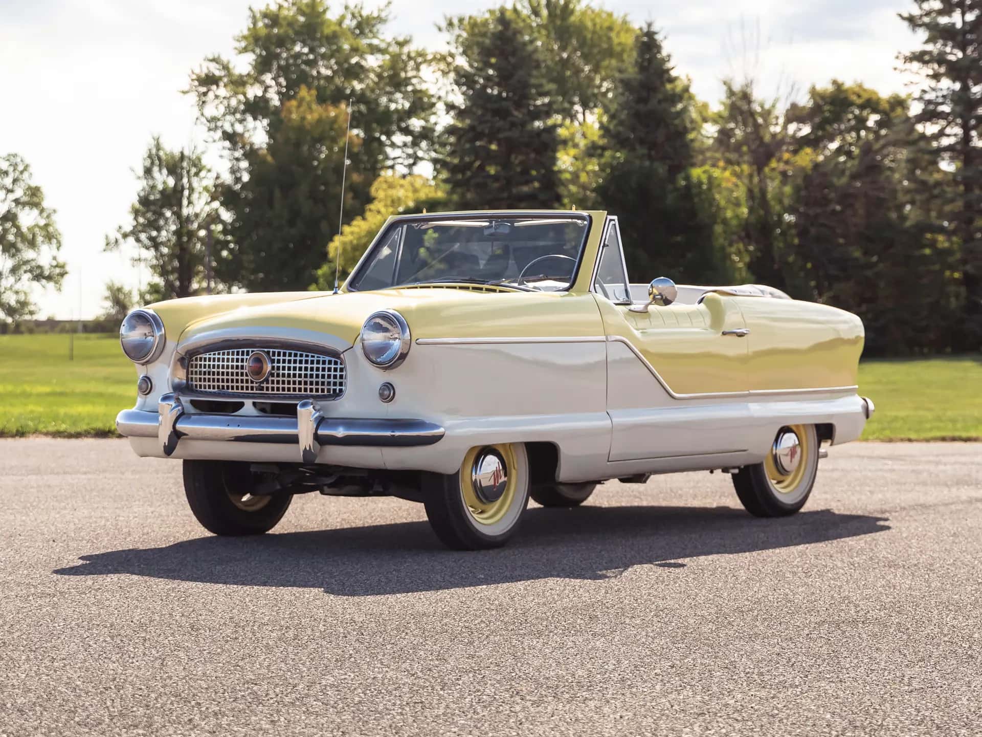 1960 Nash Metropolitan Convertible sold for $14,850