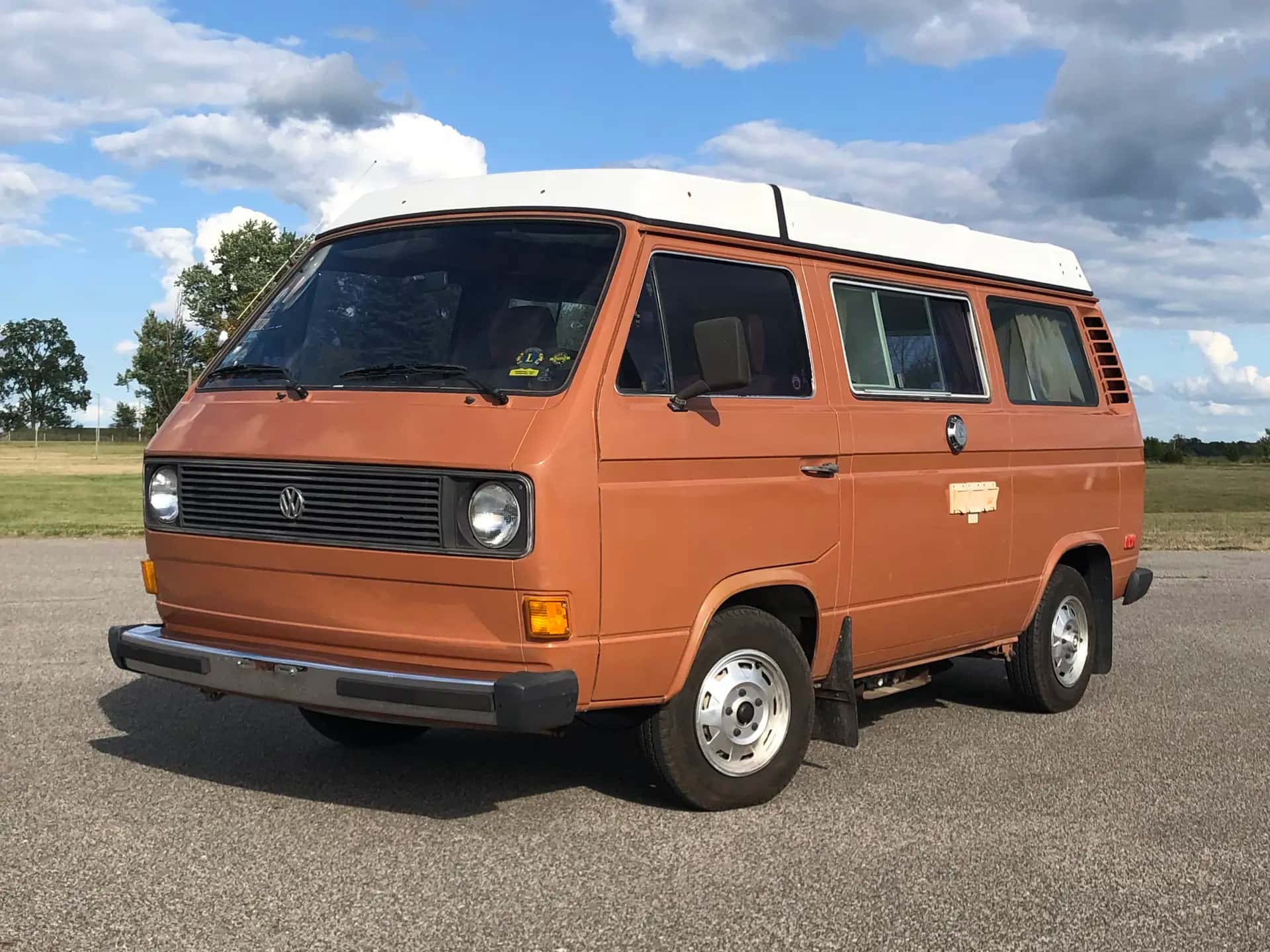 1981 Volkswagen Vanagon L Westfalia sold for $11,550