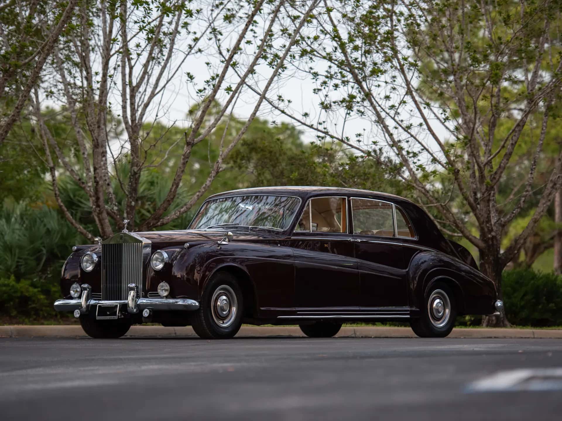 1961 Rolls-Royce Phantom V Touring Limousine sold for $71,500