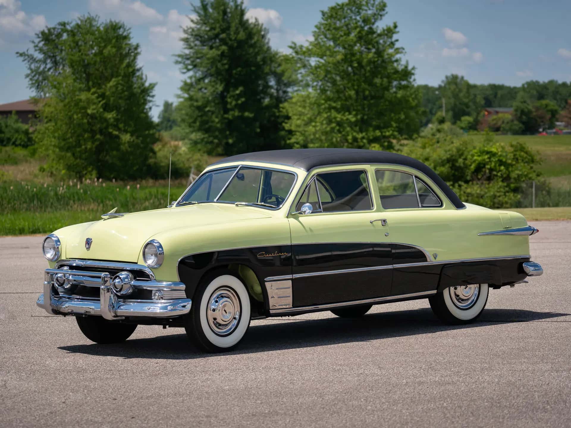 1951 Ford Crestliner sold for $22,000