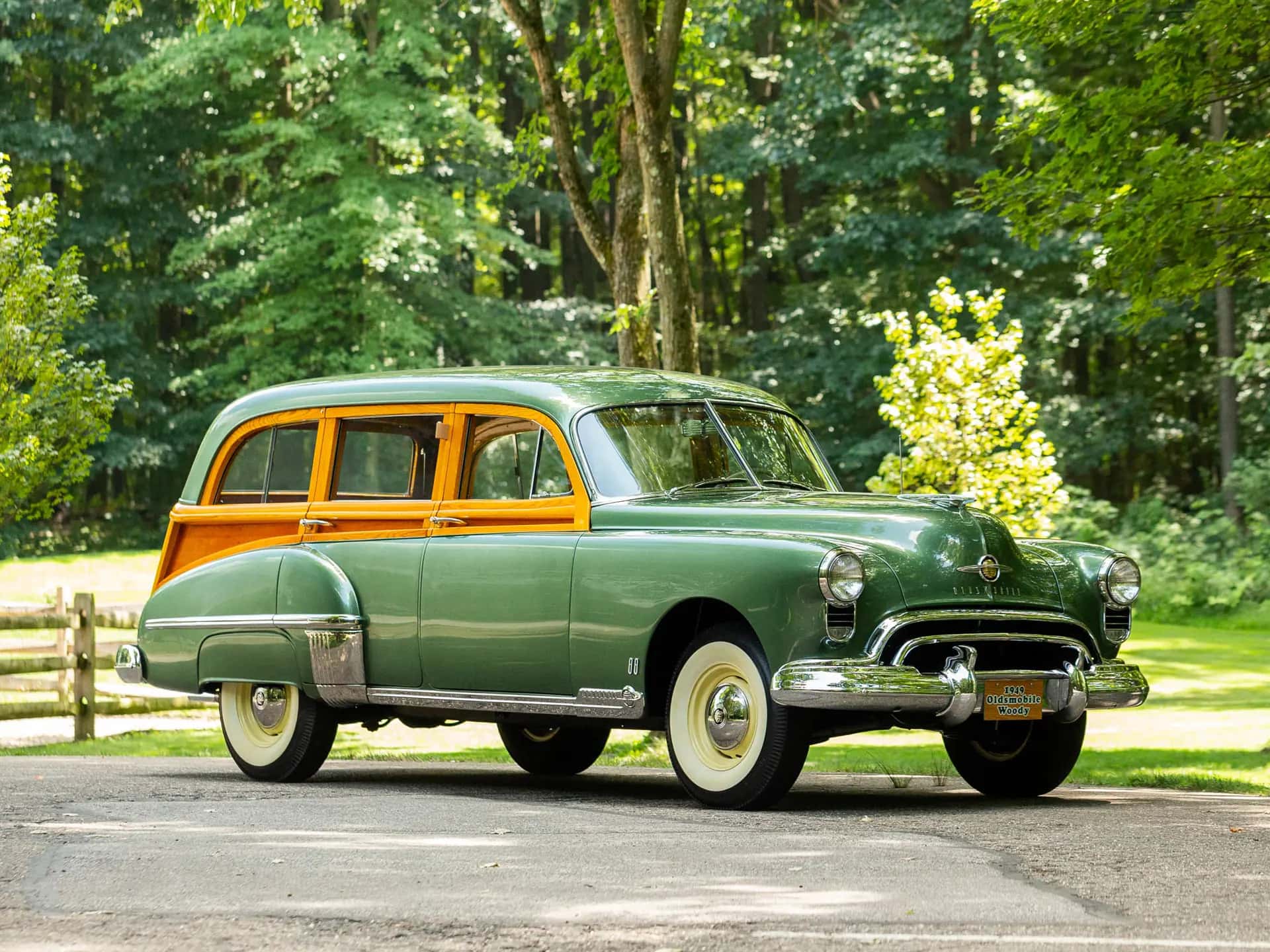1949 Oldsmobile 88 Station Wagon sold for $95,700