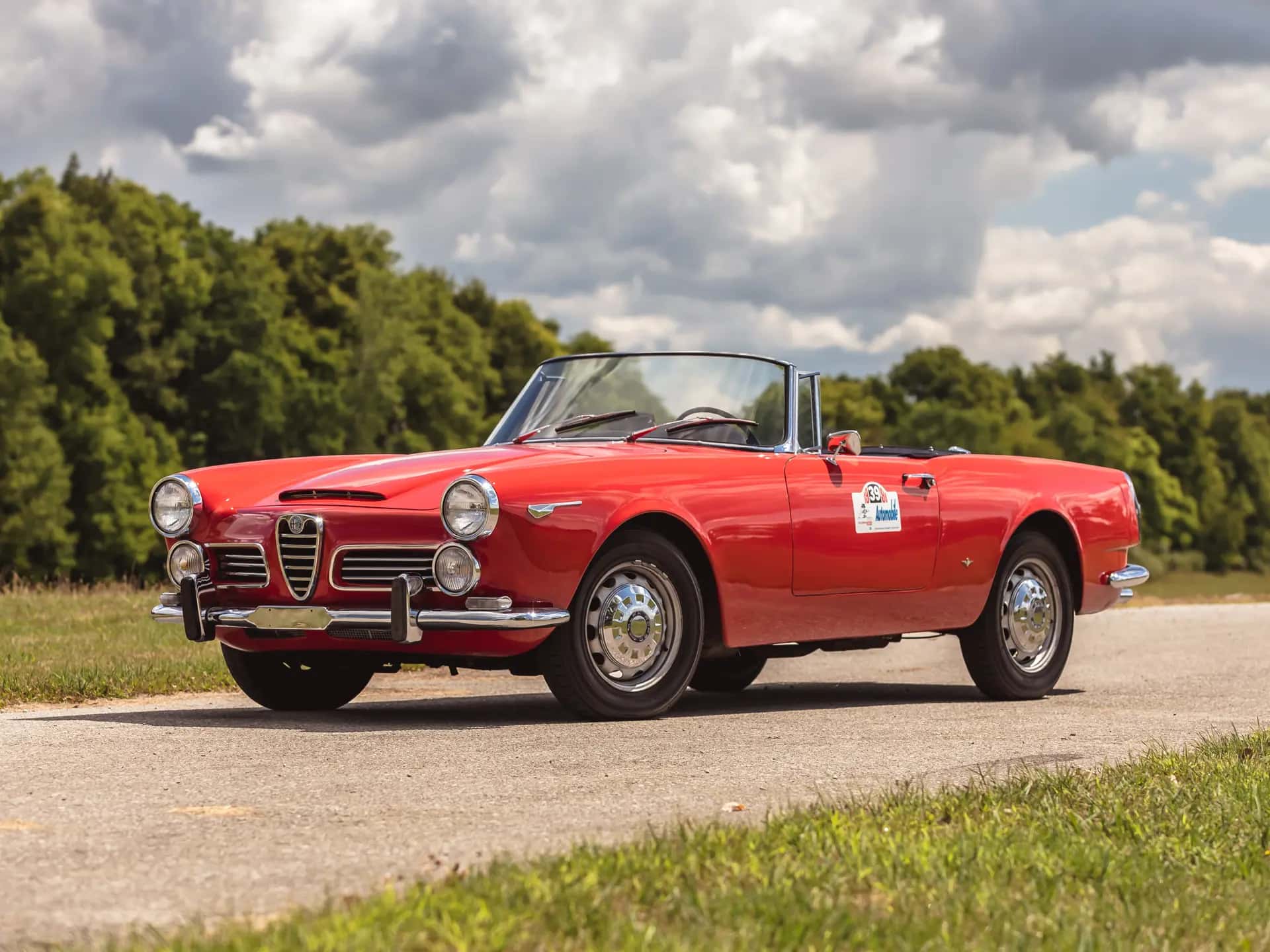 1963 Alfa Romeo 2600 Spider sold for $61,600