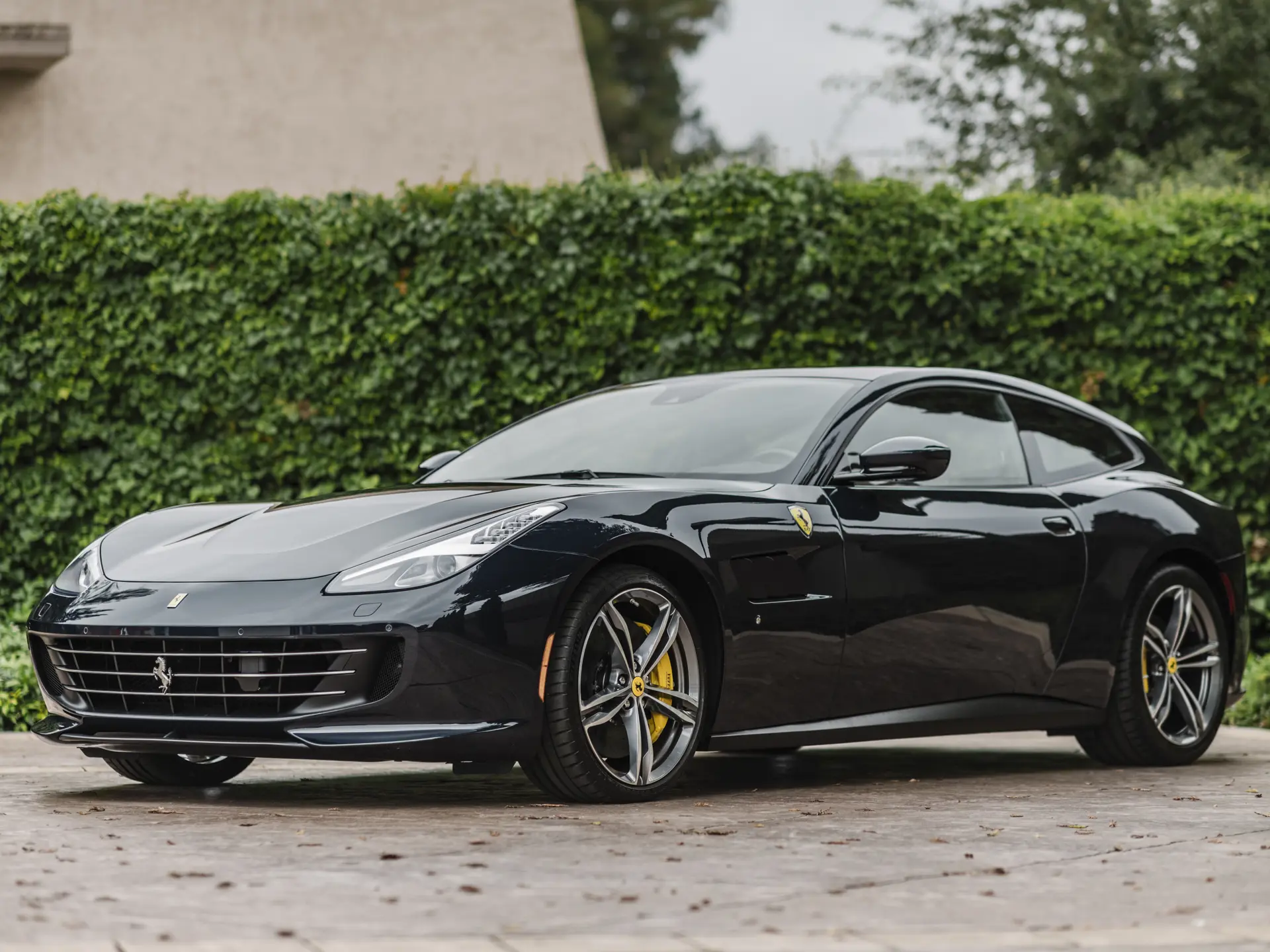 2019 Ferrari GTC4Lusso sold for $258,500