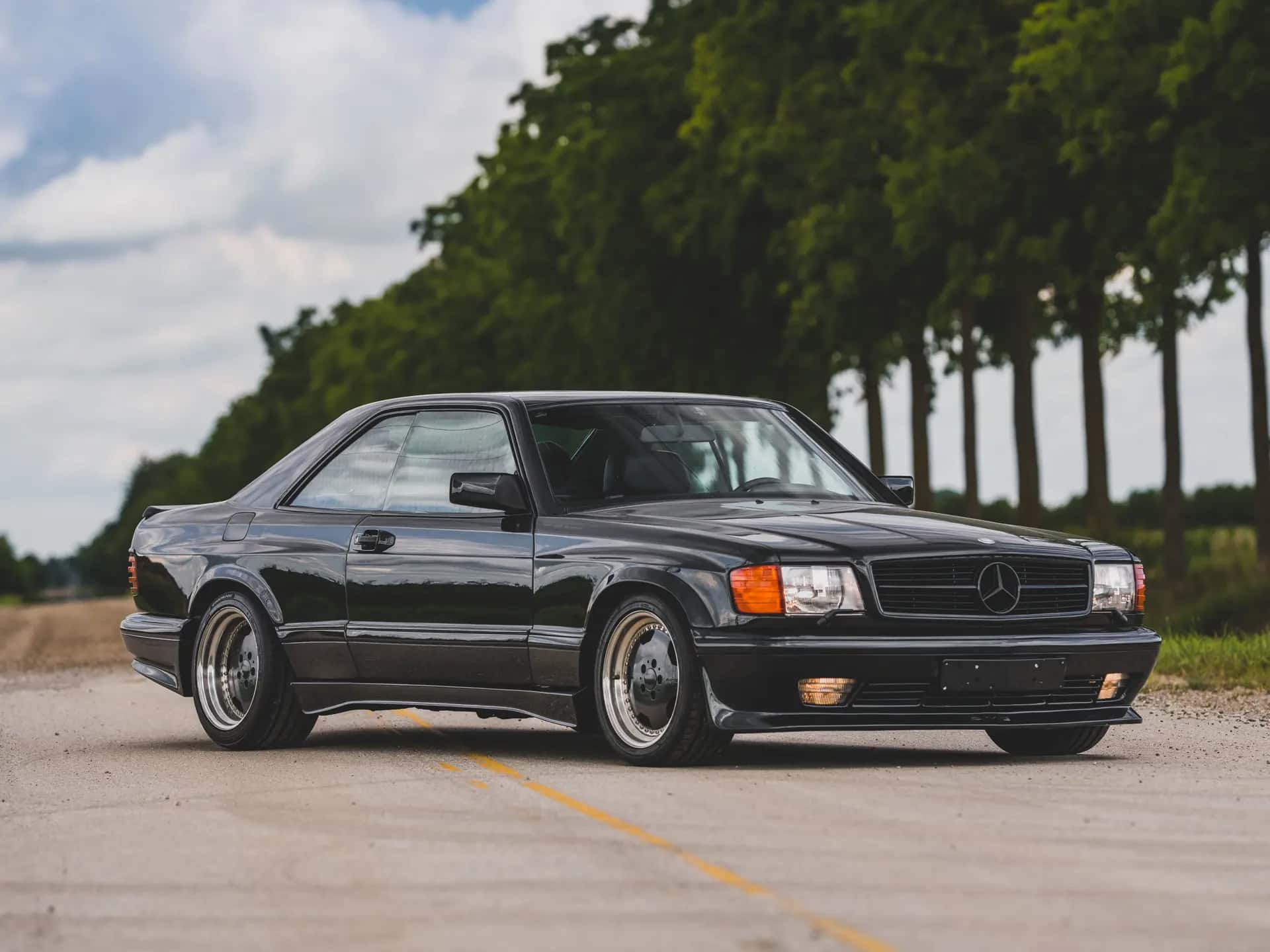 1989 Mercedes-Benz 560 SEC AMG 5.6 'Wide-Body' sold for $253,000