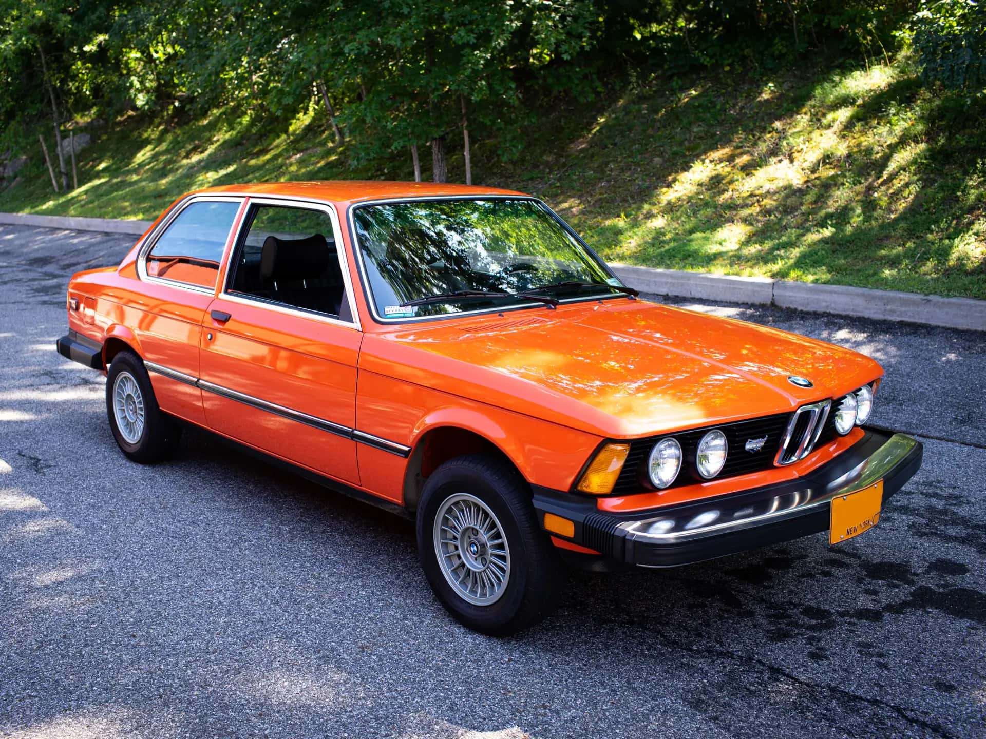 1977 BMW 320i sold for $29,700