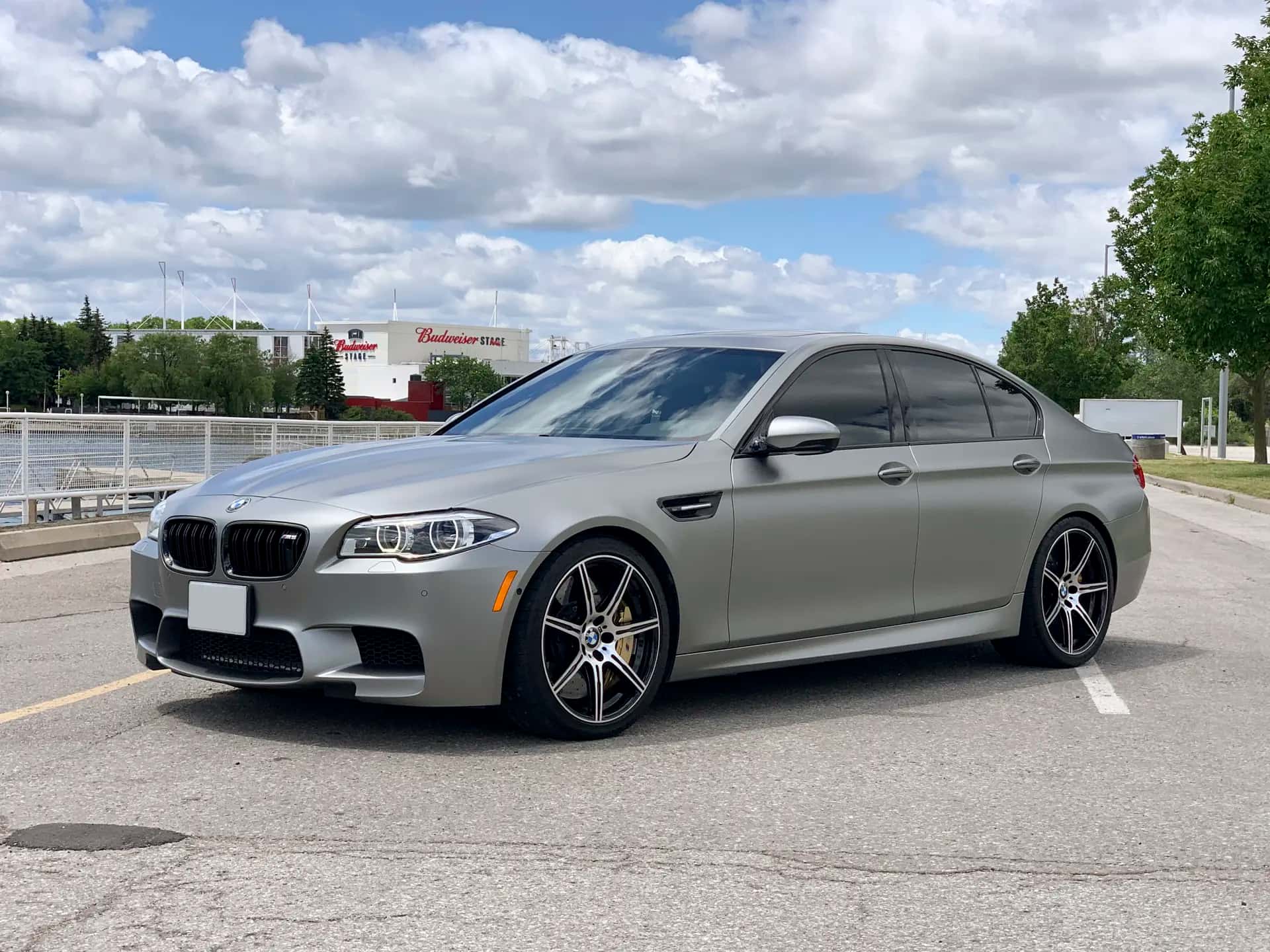2015 BMW M5 30 Jahre Edition sold for $0