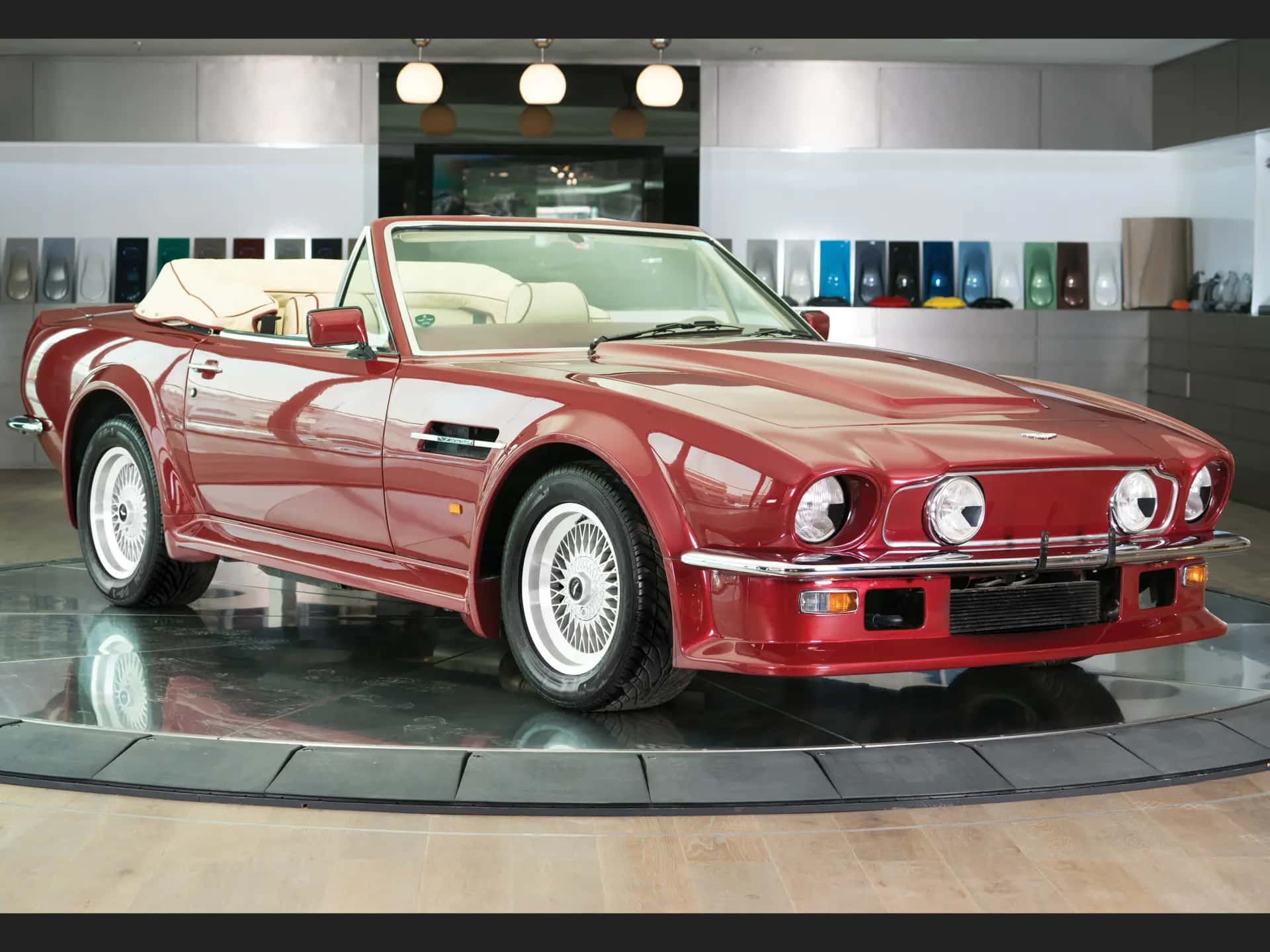 1989 Aston Martin V8 Vantage Volante 'X-Pack' sold for €230,000