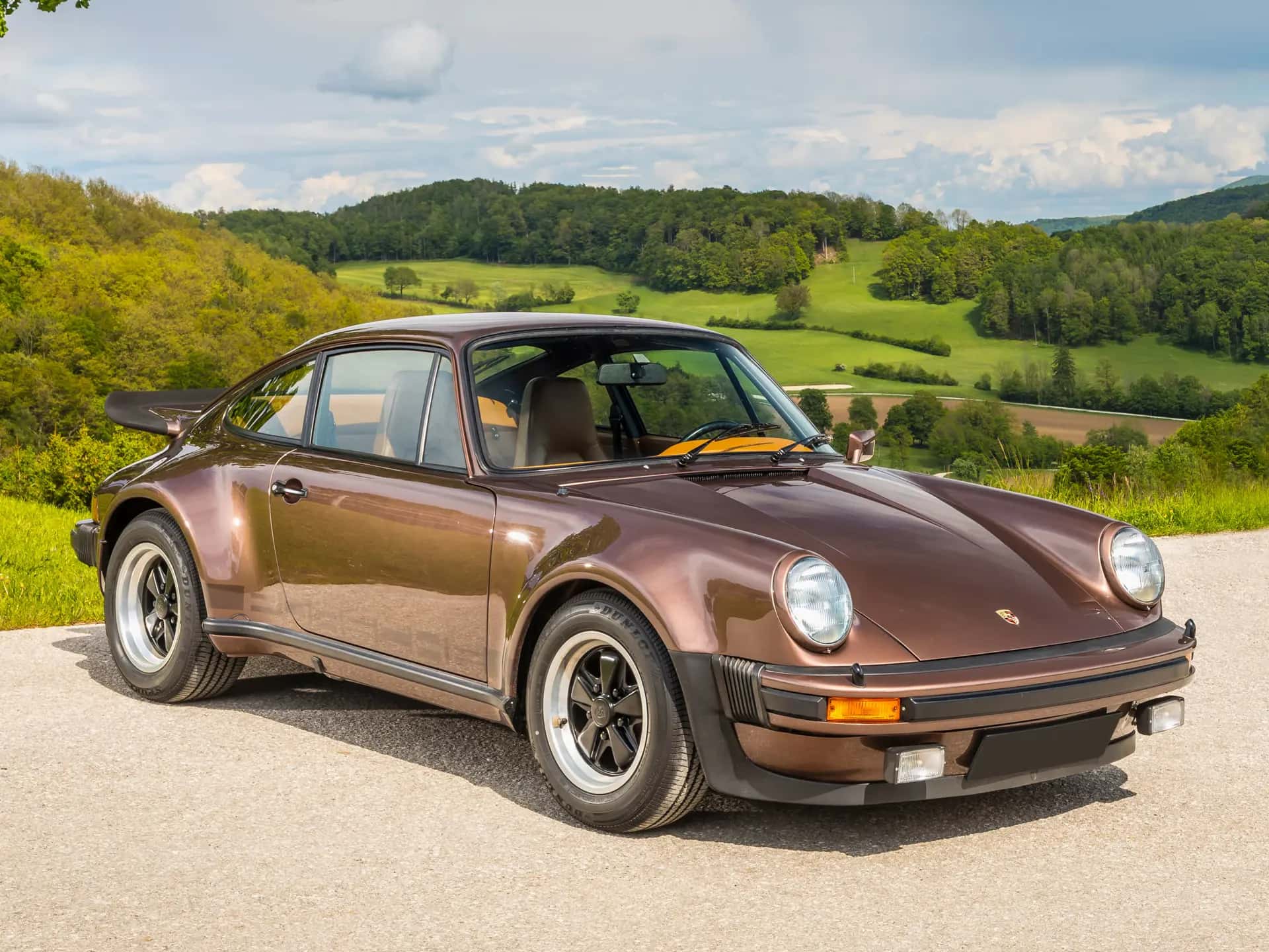 1975 Porsche 911 Turbo sold for €0