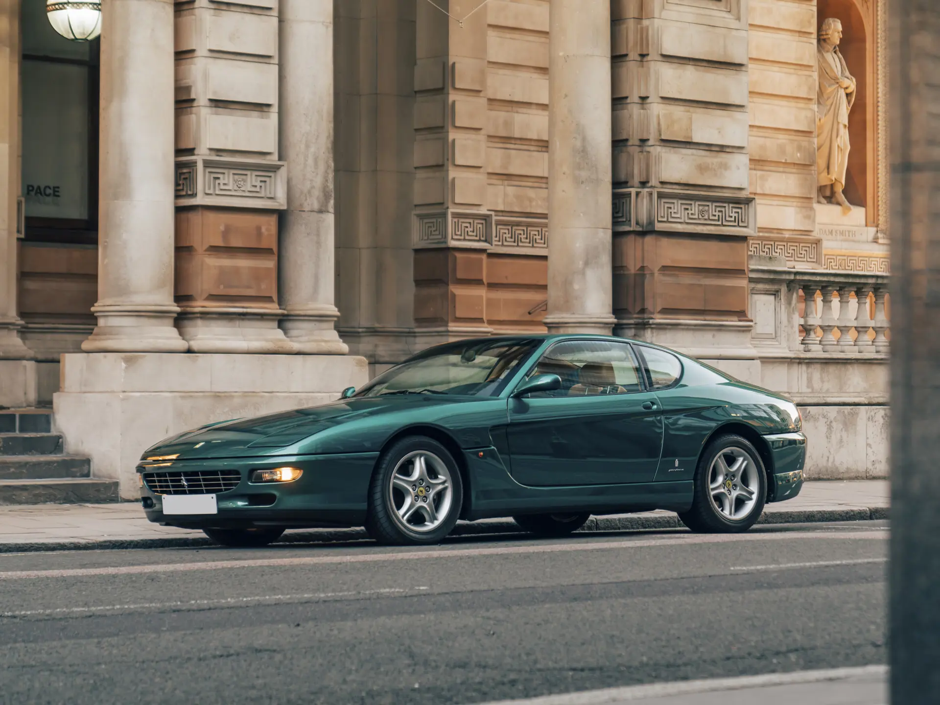 1996 Ferrari 456 GT sold for €0