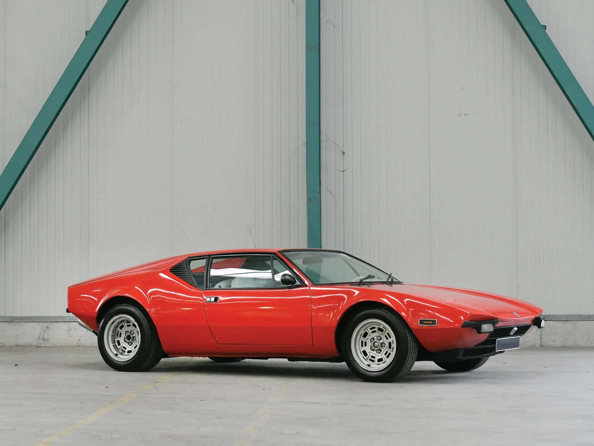 1973 DeTomaso Pantera sold for €59,400