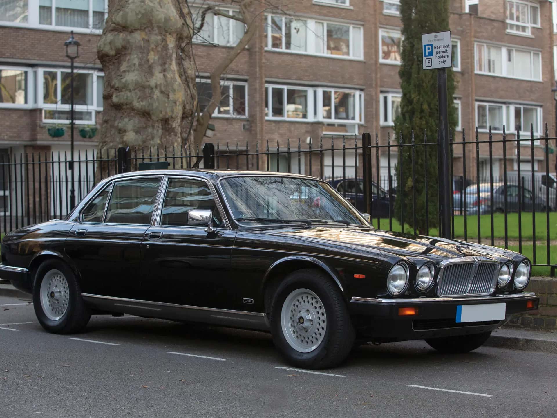 1981 Jaguar XJ6 sold for €13,750