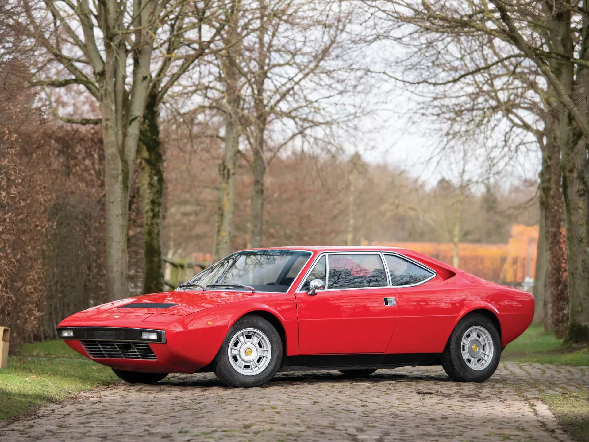 1975 Ferrari Dino 208 GT4 sold for €45,100