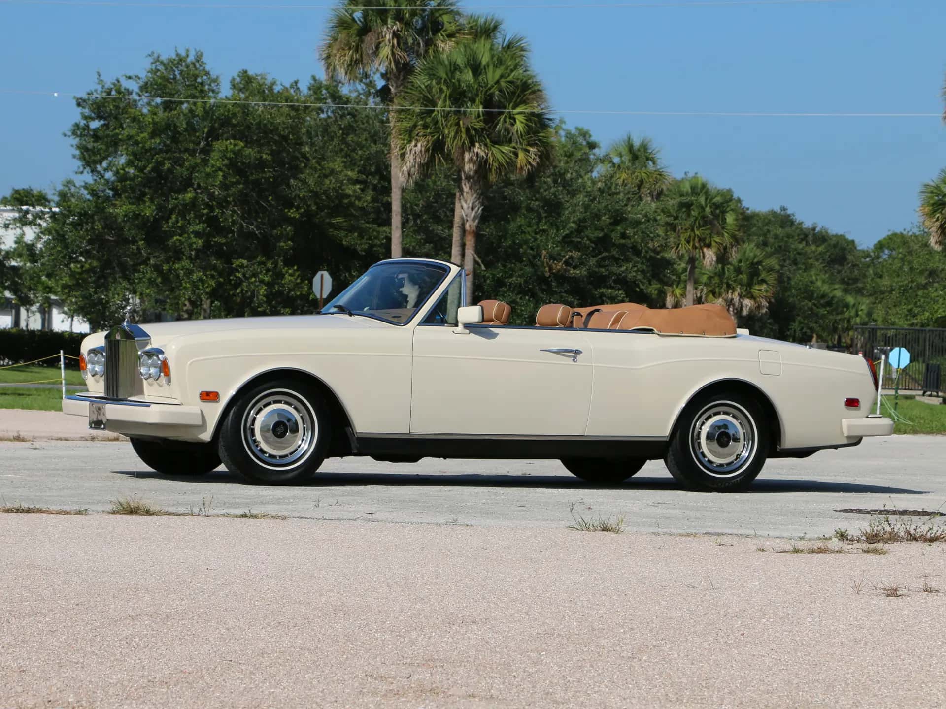 1993 Rolls-Royce Corniche IV sold for $104,500