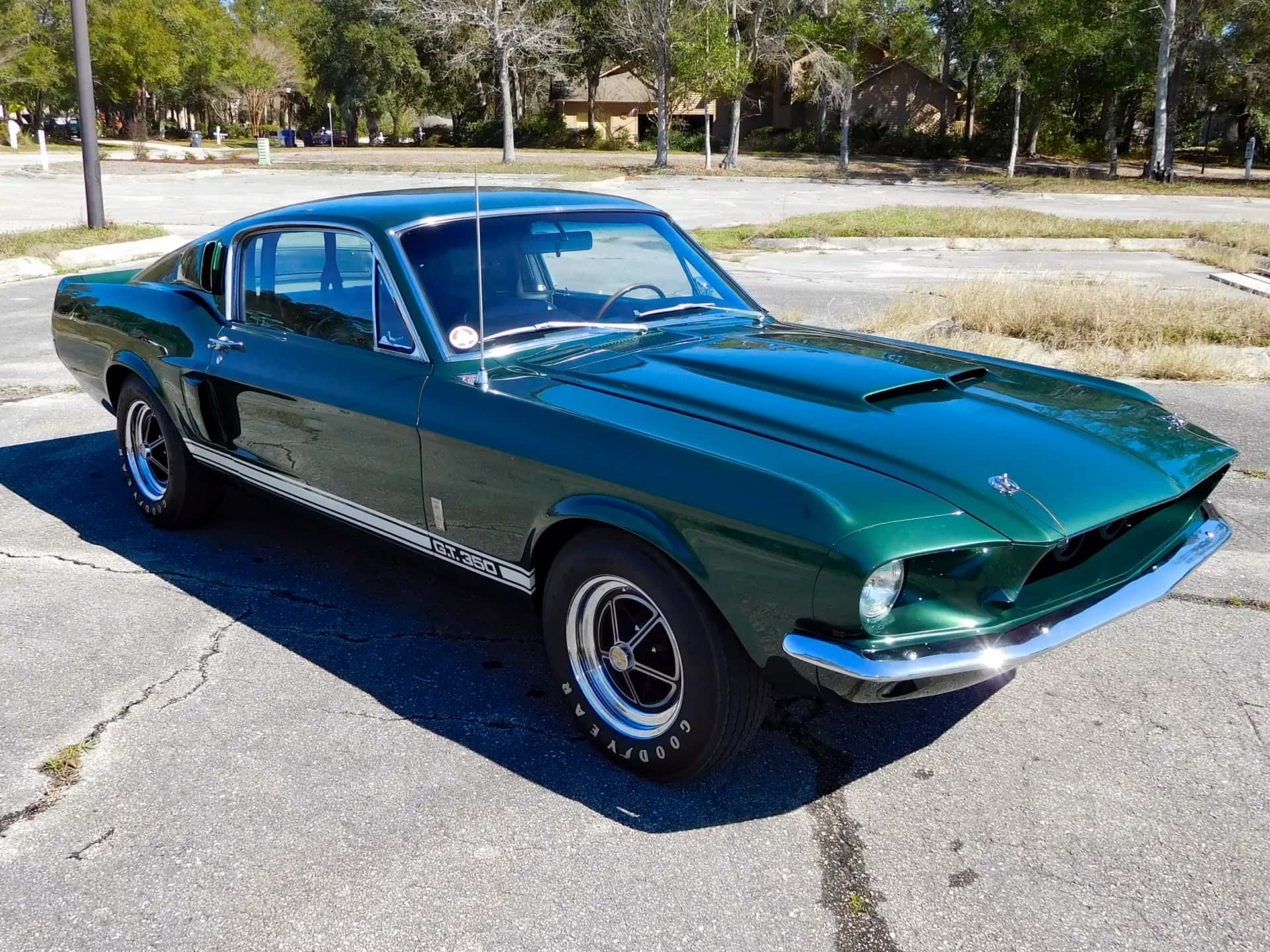 1967 Shelby GT350 sold for $115,500