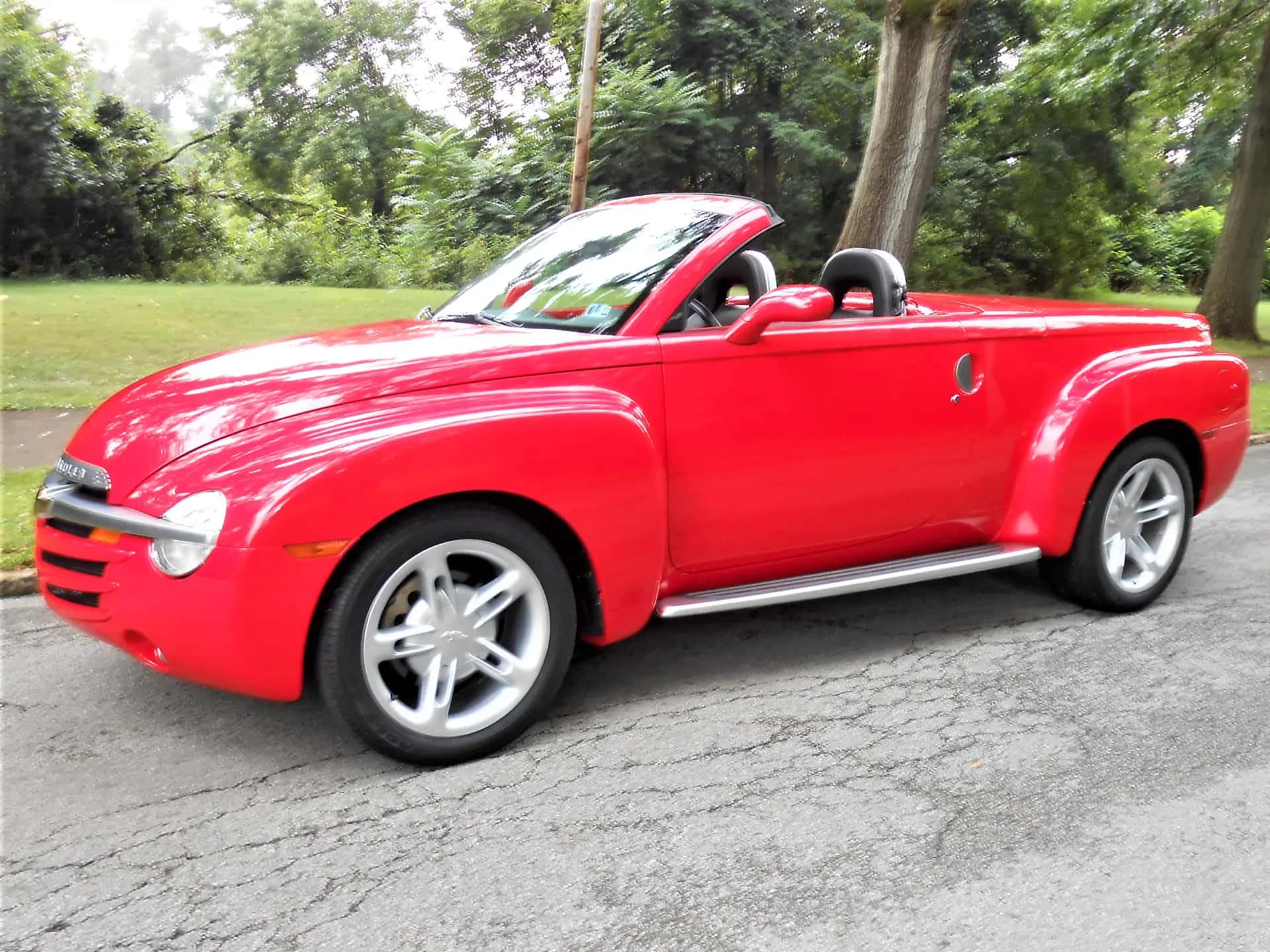 2004 Chevrolet SSR sold for $25,300