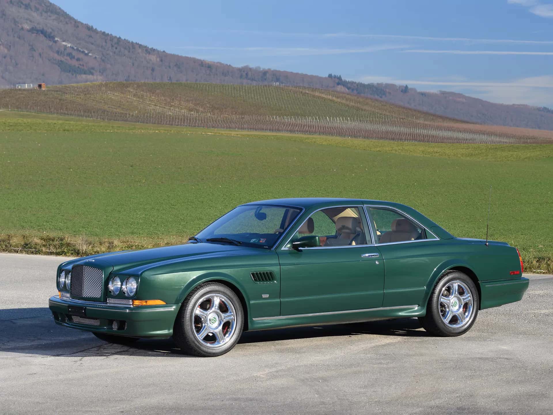 2002 Bentley Continental R Le Mans sold for $156,800