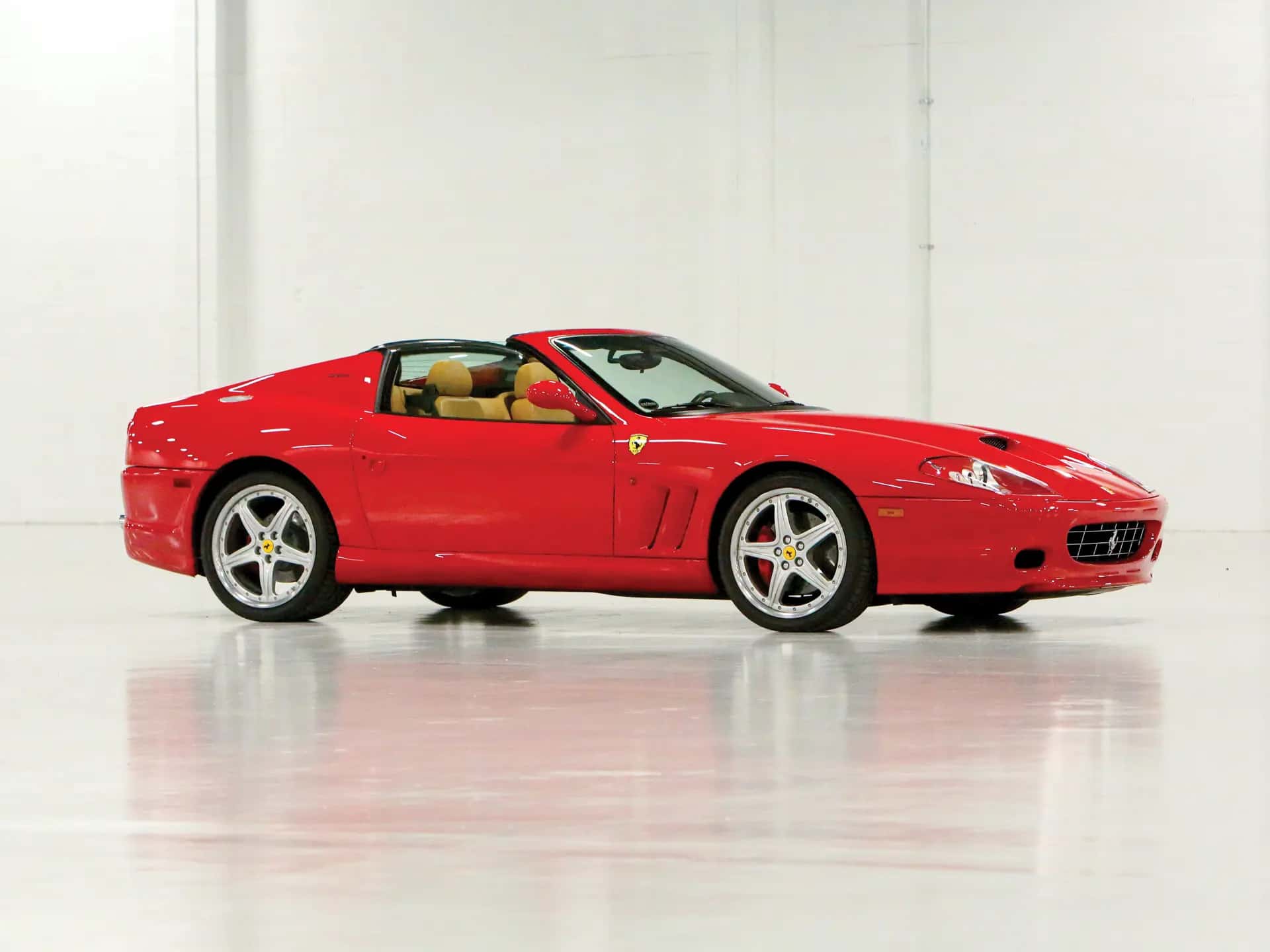 2006 Ferrari Superamerica sold for $268,800