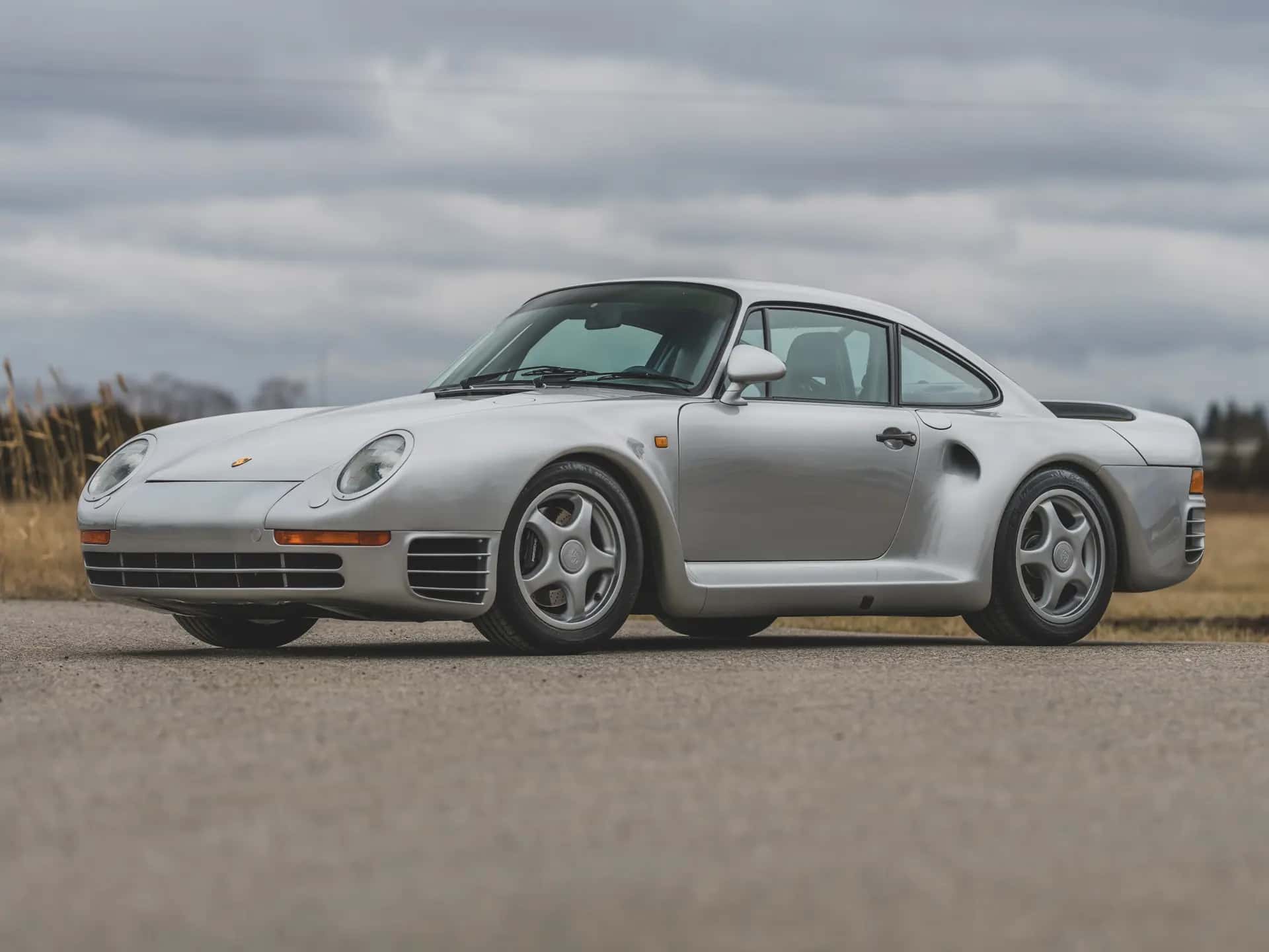 1987 Porsche 959 'Komfort' sold for $1,050,000