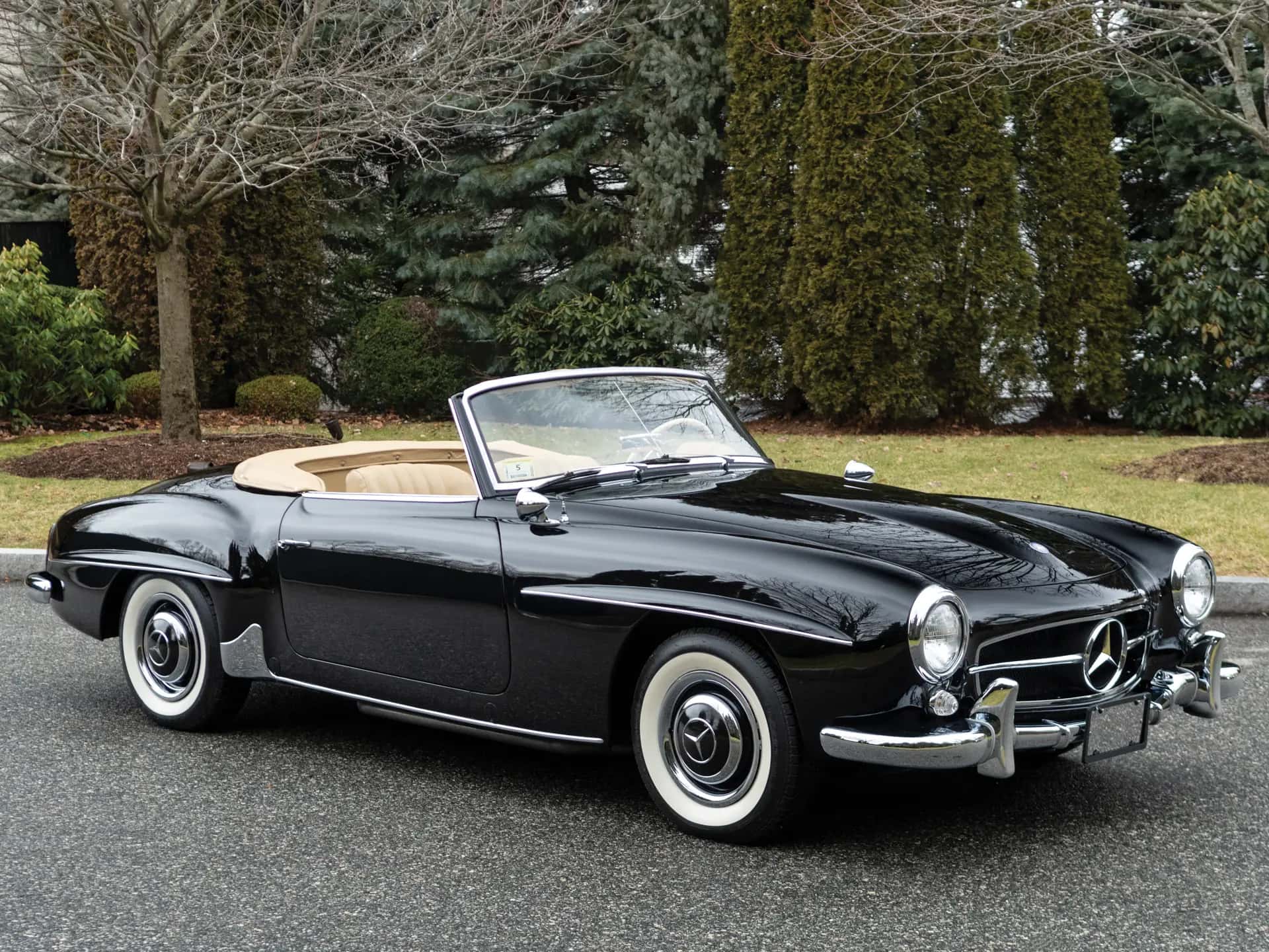 1959 Mercedes-Benz 190 SL sold for $106,400