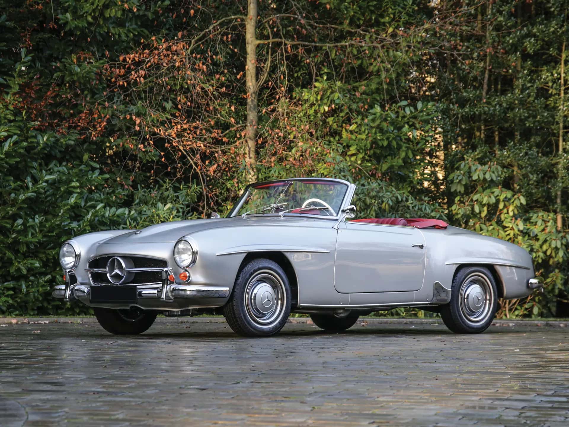 1961 Mercedes-Benz 190 SL sold for €123,625