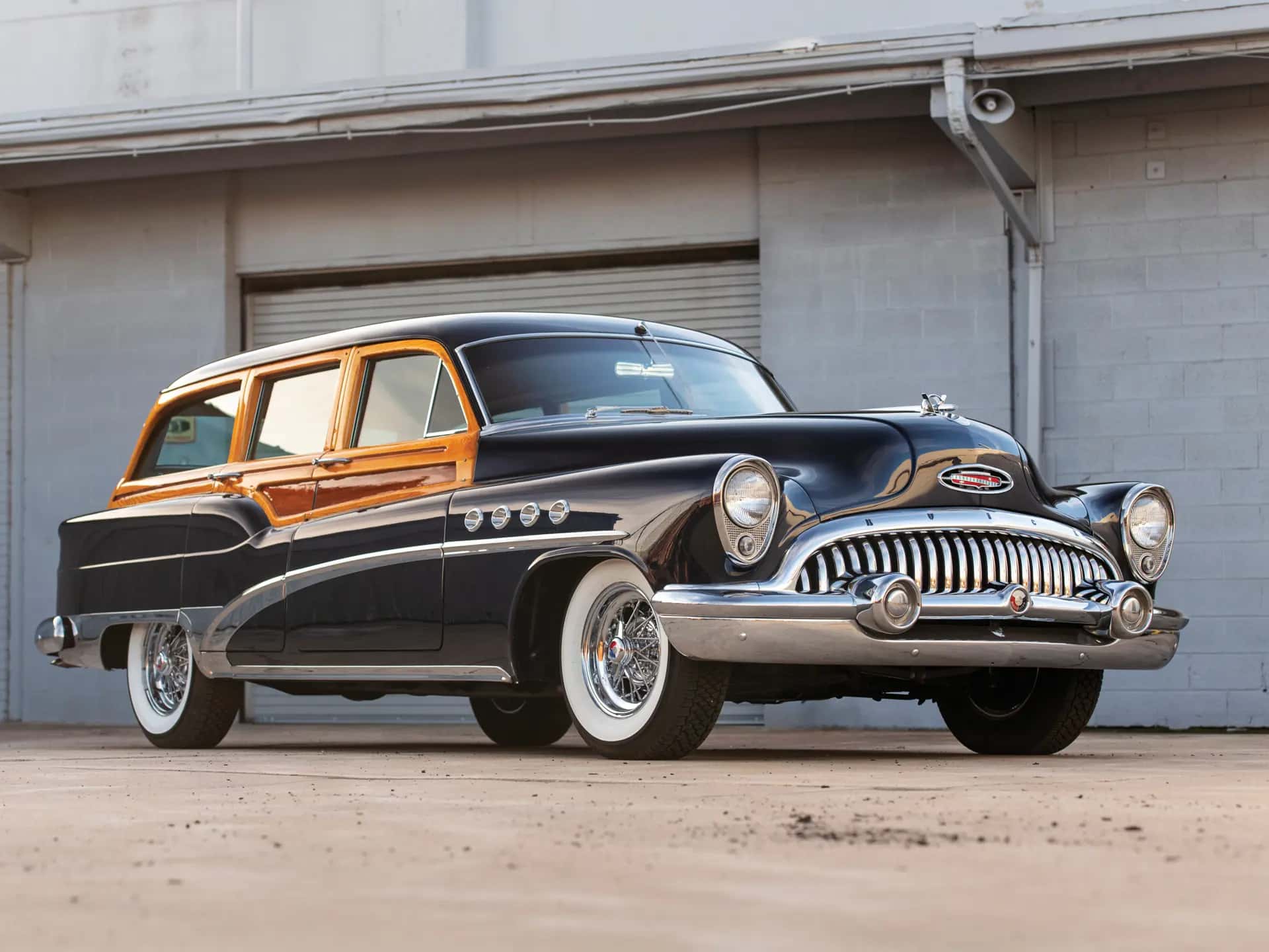 1953 Buick Roadmaster Estate Wagon sold for $81,200