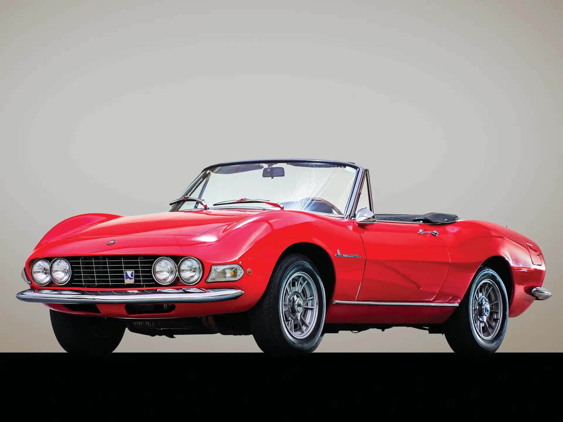 1968 Fiat Dino Spider sold for $120,960
