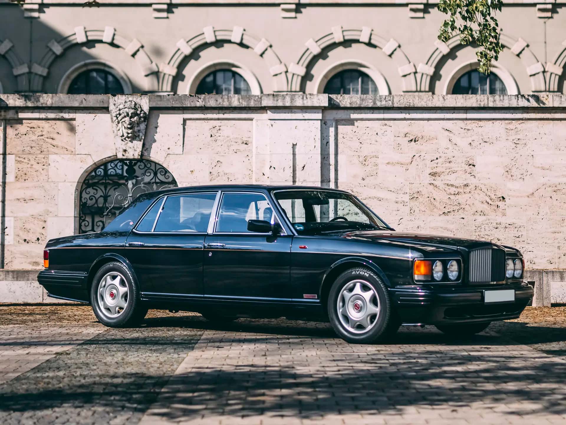 1997 Bentley Turbo R LWB sold for €27,500